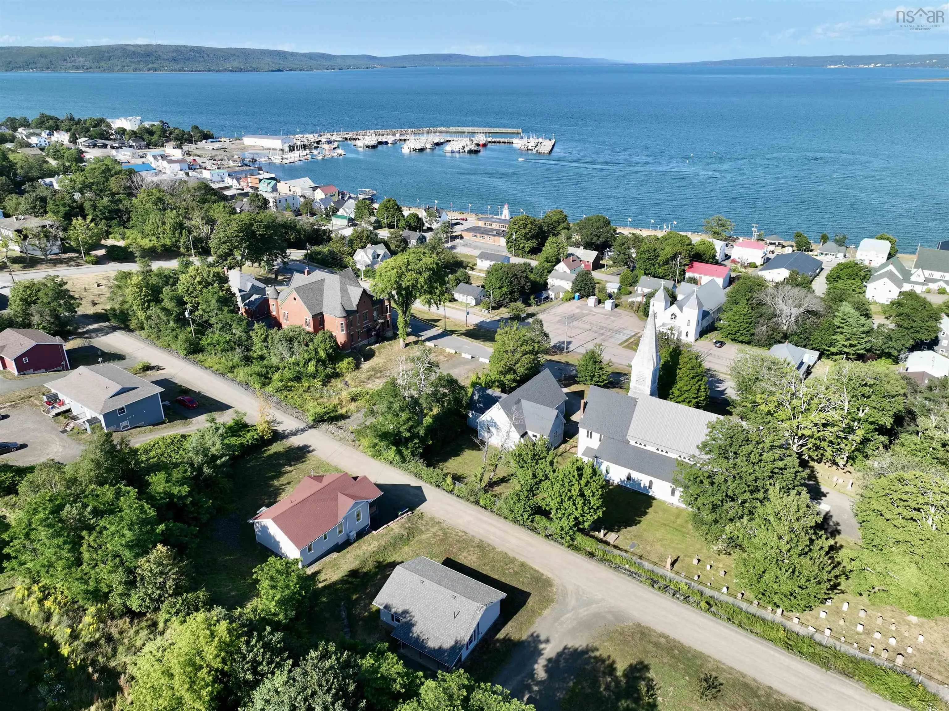 101 Second Avenue, Digby, NS B0V 1A0, 2 Bedrooms Bedrooms, ,1 BathroomBathrooms,Residential,For Sale,Second,202519505