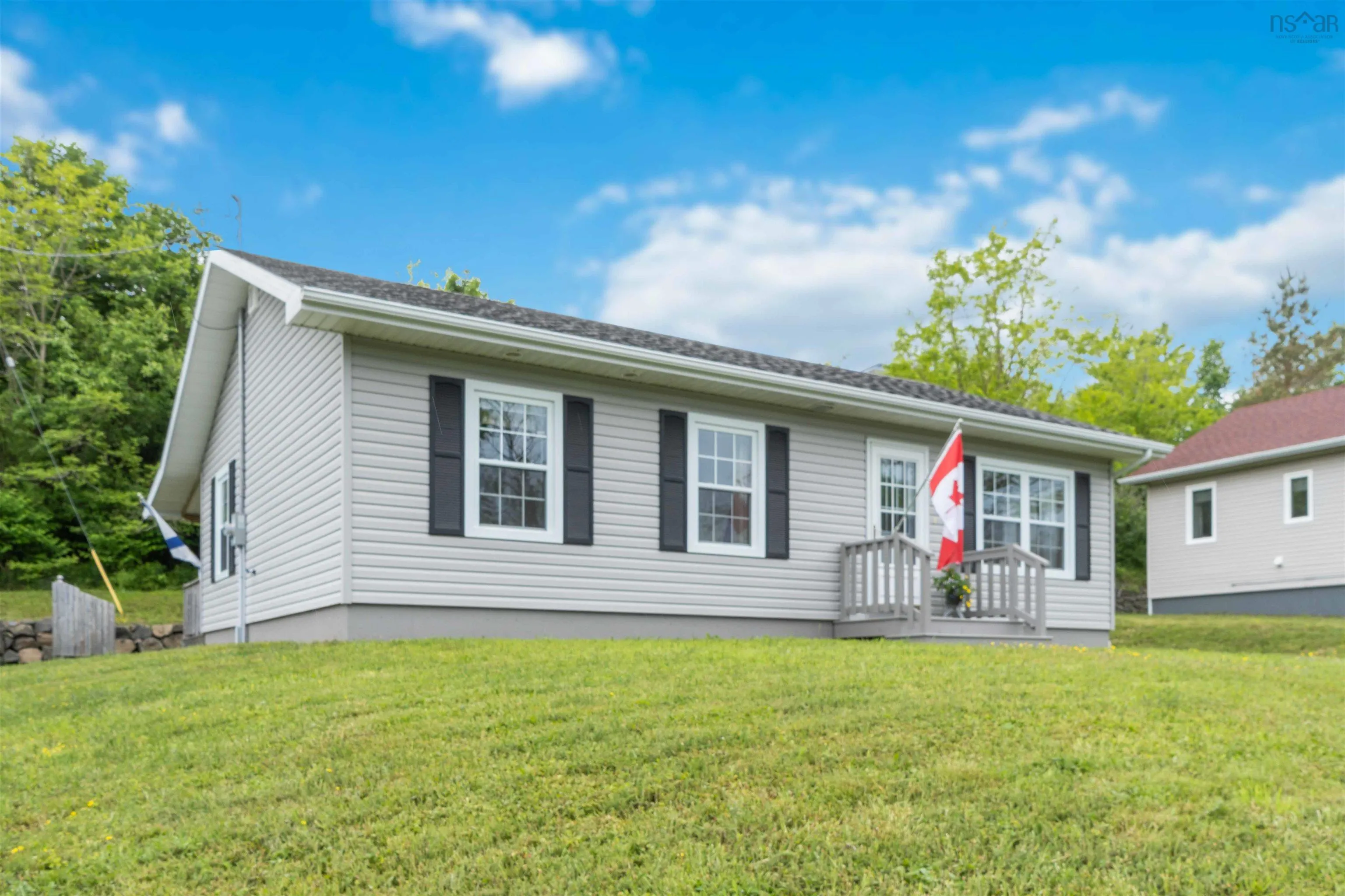 101 Second Avenue, Digby, NS B0V 1A0, 2 Bedrooms Bedrooms, ,1 BathroomBathrooms,Residential,For Sale,Second,202519505