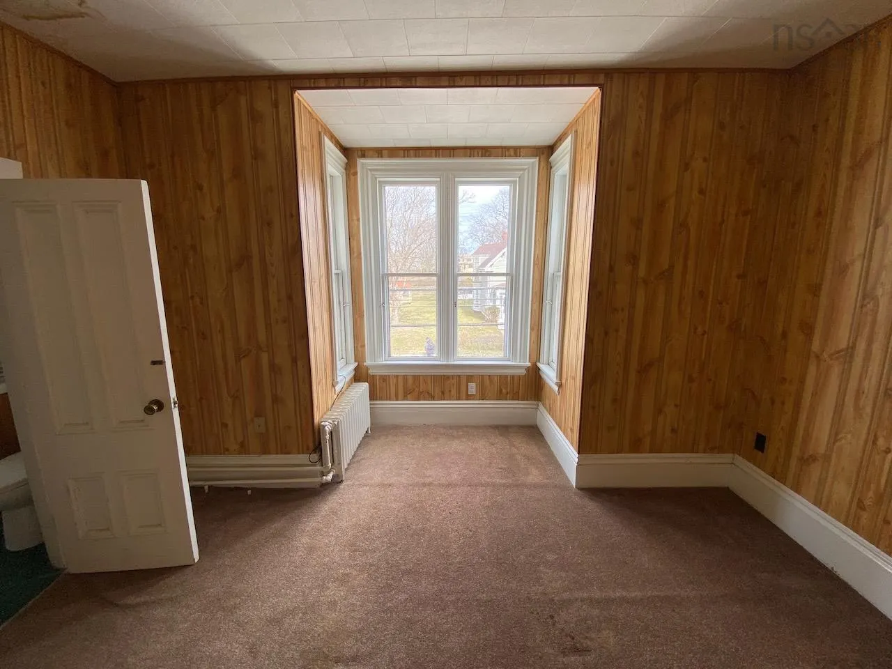 13 Parade Street, Yarmouth, NS B5A 3A5, 31 Bedrooms Bedrooms, ,Residential Income,For Sale,Parade,202512778