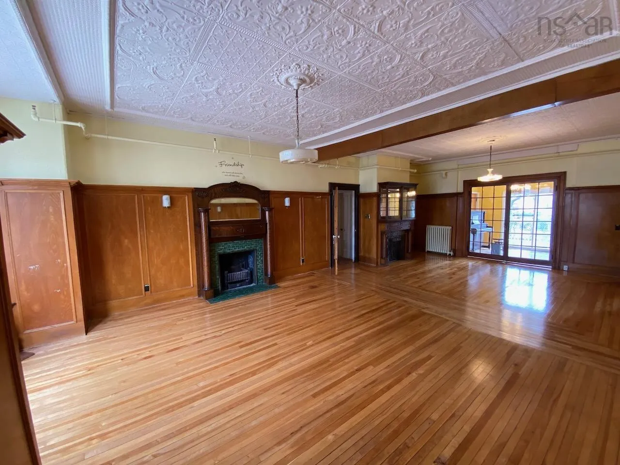13 Parade Street, Yarmouth, NS B5A 3A5, 31 Bedrooms Bedrooms, ,Residential Income,For Sale,Parade,202512778
