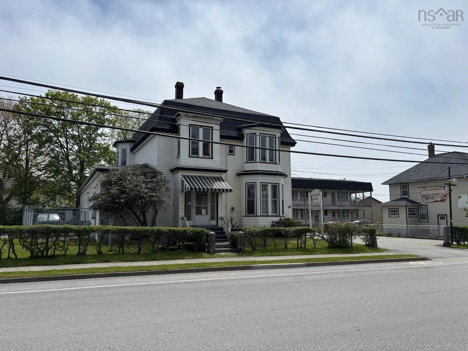 13 Parade Street, Yarmouth, NS B5A 3A5, 31 Bedrooms Bedrooms, ,Residential Income,For Sale,Parade,202512778