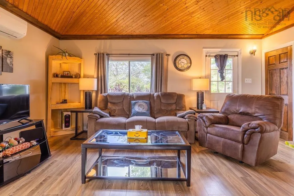 1256 Upper Clyde Road, Clyde River Ns B0w 1r0, 3 Bedrooms Bedrooms, ,1 BathroomBathrooms,Residential,For Sale,Upper Clyde,202504504