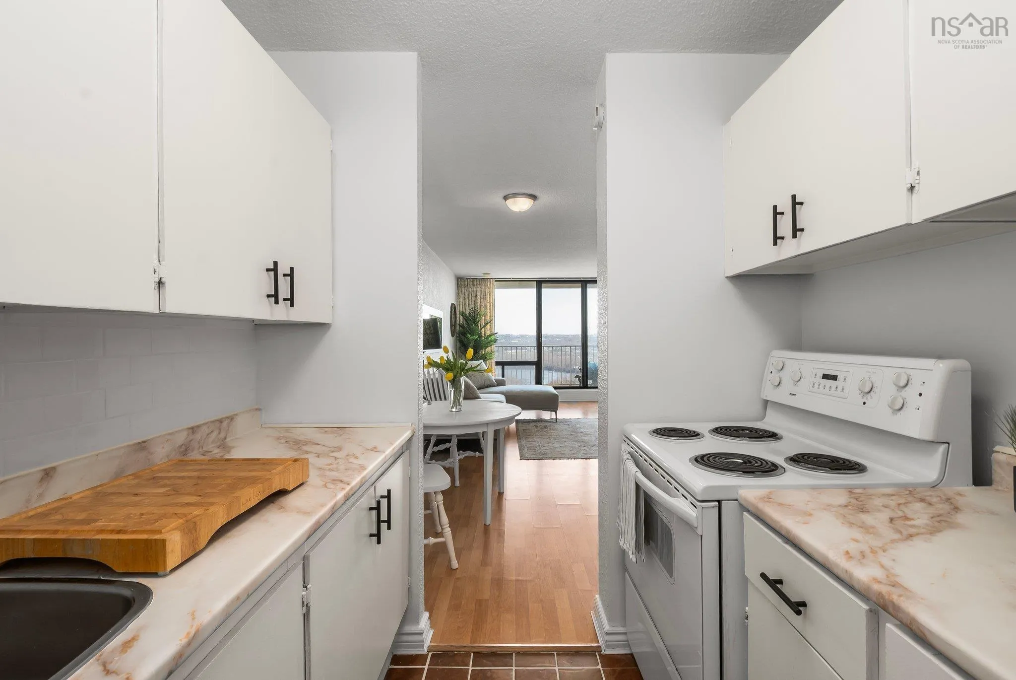 1002-5572 North Ridge Road, Halifax, NS B3K 5K2, 1 Bedroom Bedrooms, ,1 BathroomBathrooms,Residential,For Sale,North Ridge,202521715