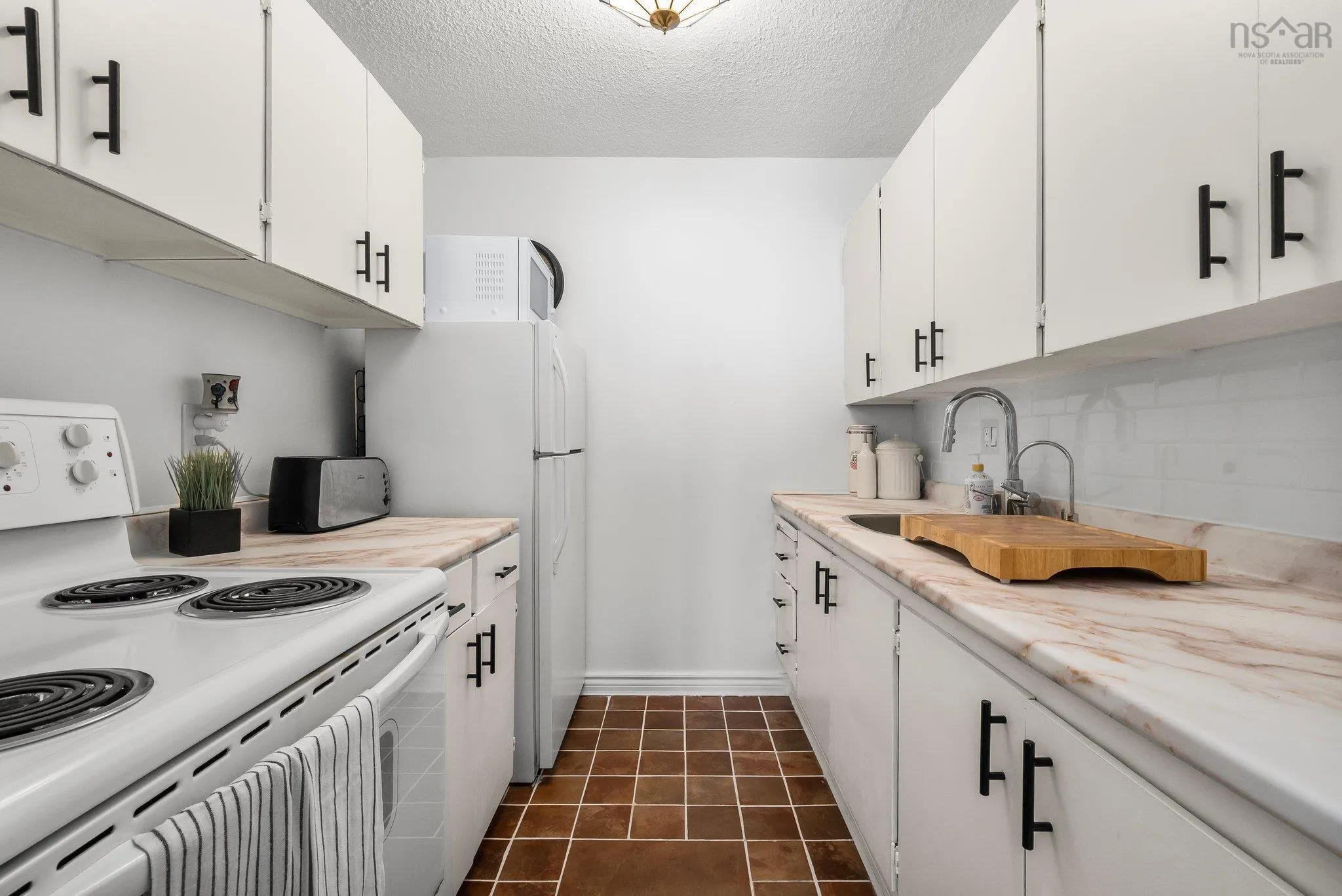 1002-5572 North Ridge Road, Halifax, NS B3K 5K2, 1 Bedroom Bedrooms, ,1 BathroomBathrooms,Residential,For Sale,North Ridge,202521715