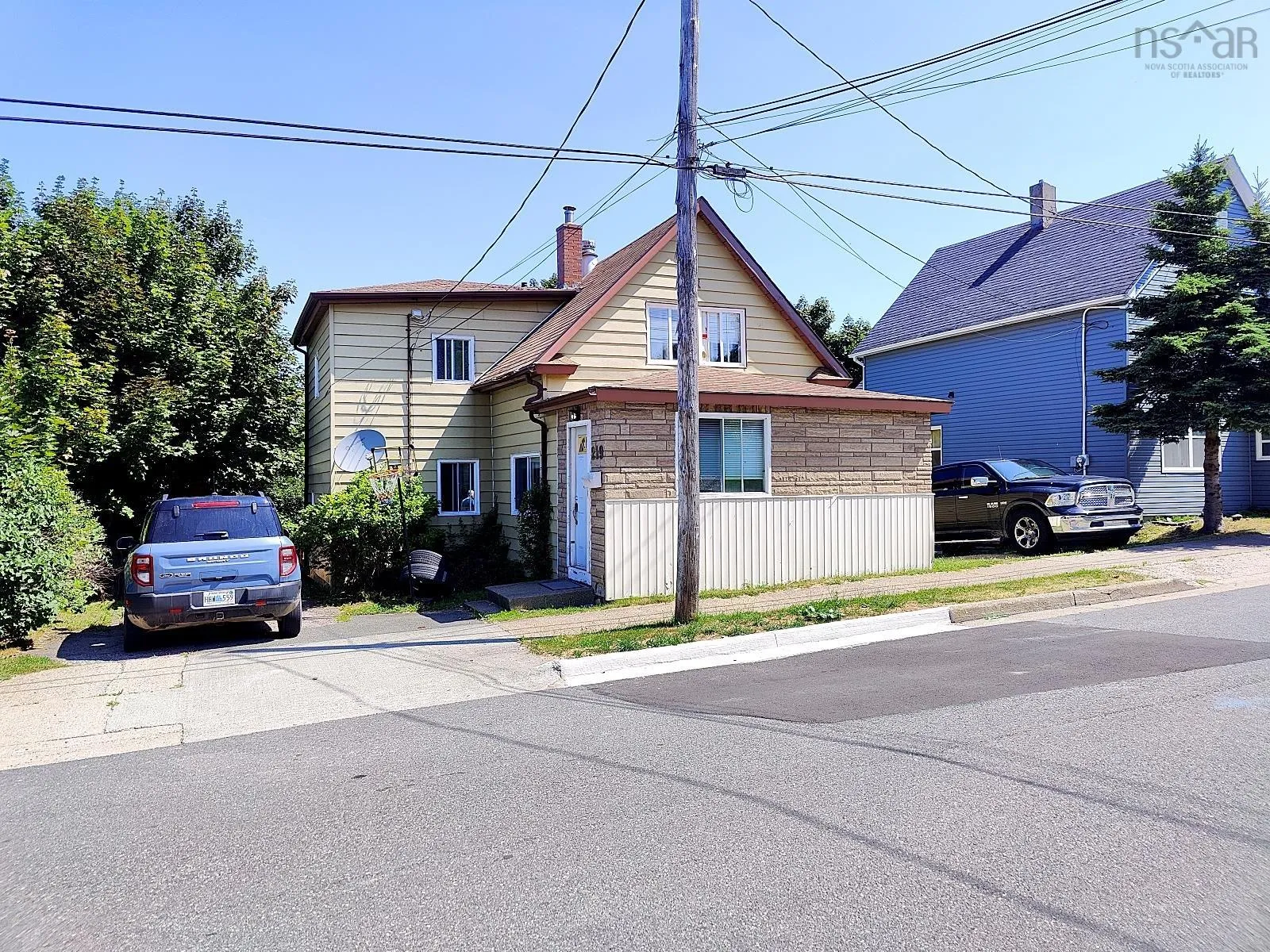 219 Rockdale Avenue, Sydney, NS B1P 1Z8, 3 Bedrooms Bedrooms, ,2 BathroomsBathrooms,Residential,For Sale,Rockdale,202520397