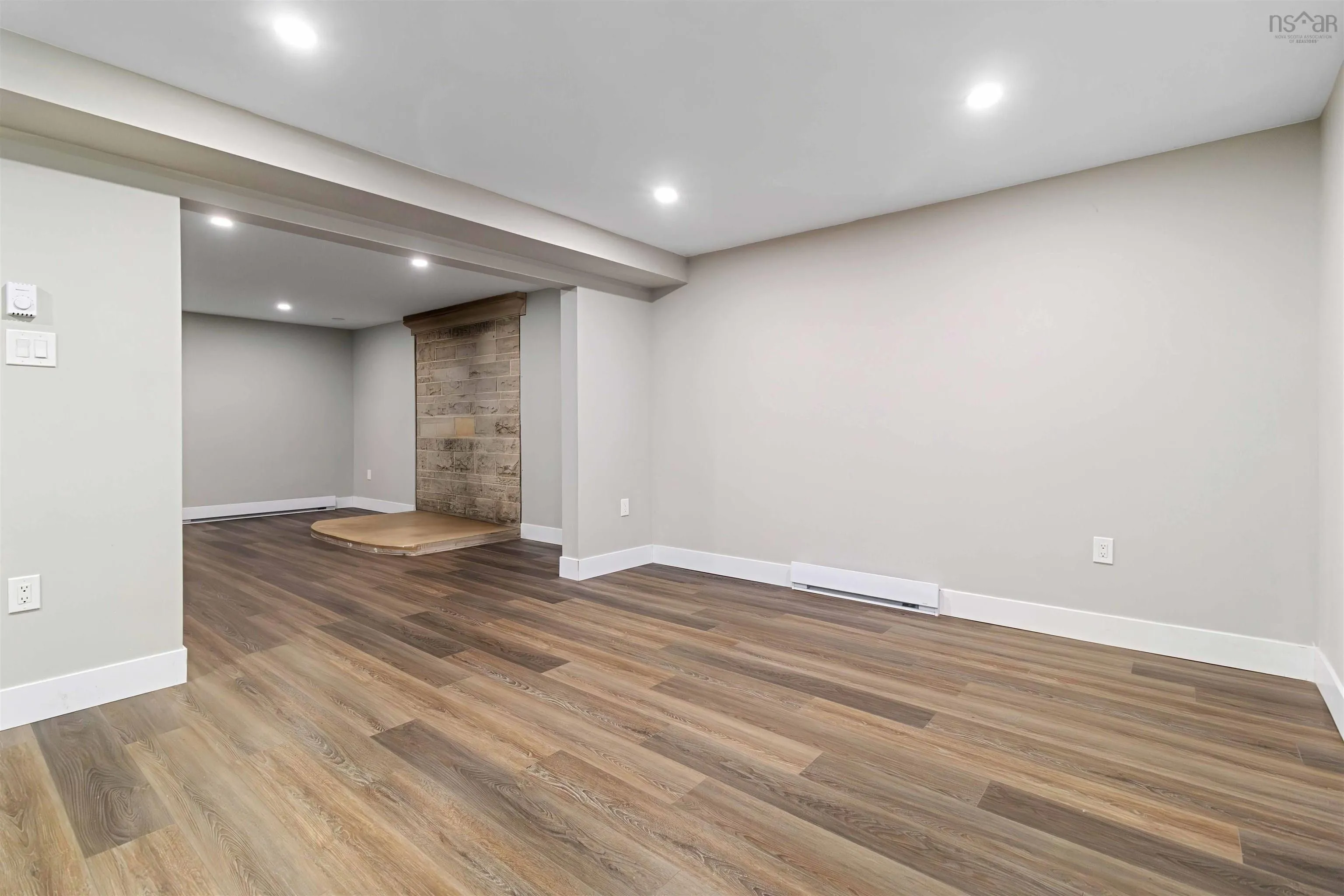 2 Thackeray Close, Halifax Regional Municipality, NS B3M 4G8, 4 Bedrooms Bedrooms, ,4 BathroomsBathrooms,Residential,For Sale,Thackeray,202525098