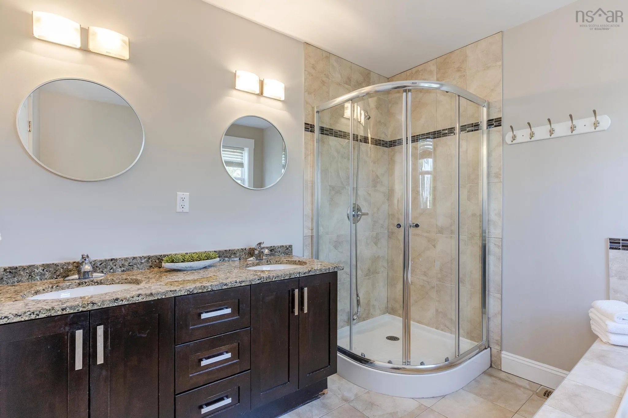 67 Sedgewick Place, Bedford, NS B4A 0G5, 5 Bedrooms Bedrooms, ,4 BathroomsBathrooms,Residential,For Sale,Sedgewick,202521903