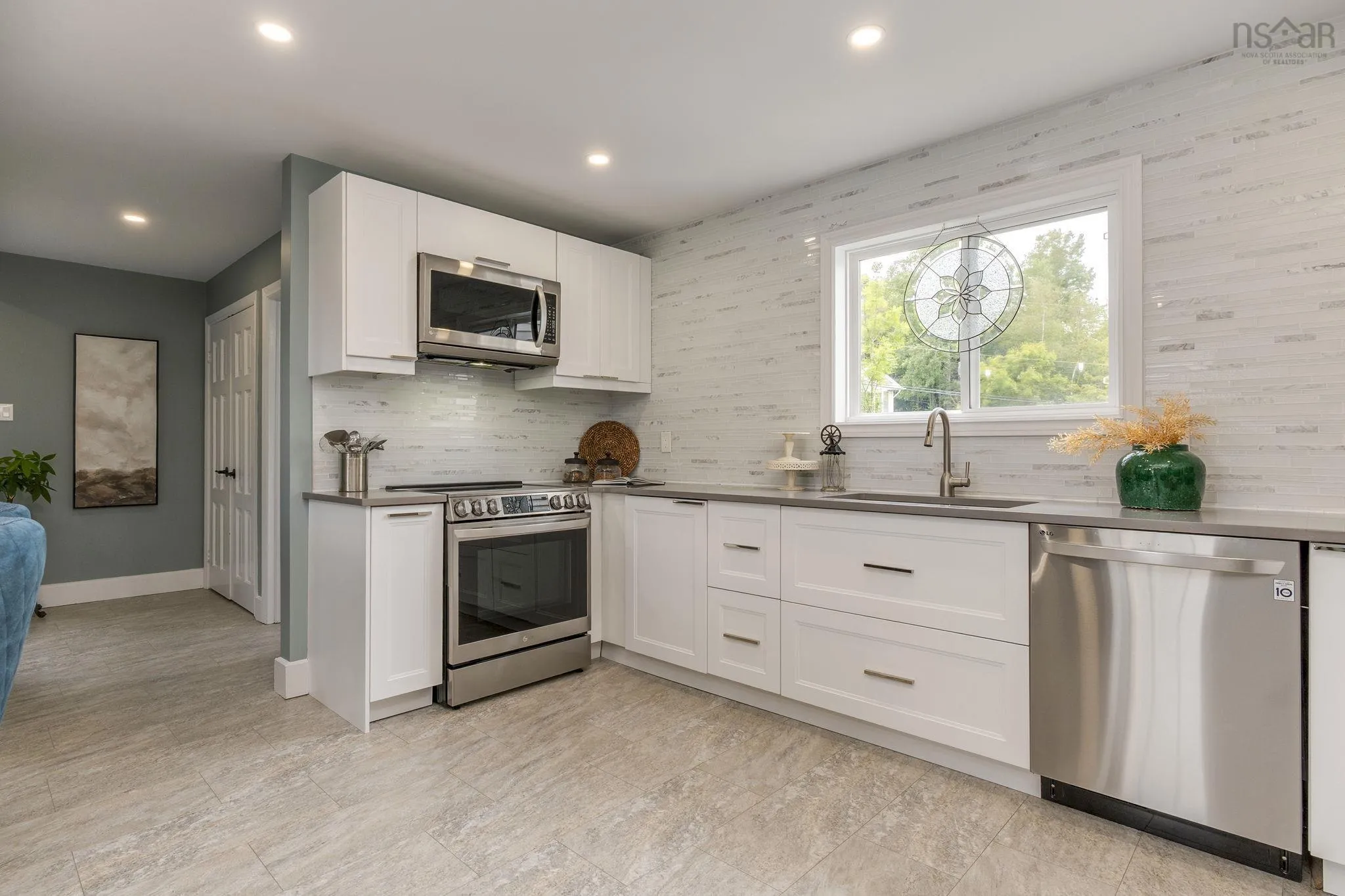 32 Joaquina Court, Dartmouth, NS B2X 3R1, 4 Bedrooms Bedrooms, ,3 BathroomsBathrooms,Residential,For Sale,Joaquina,202523306