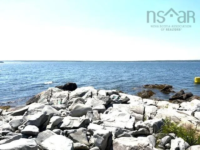 21 Scotts Road, West Green Harbour, NS B0T 1L0, 3 Bedrooms Bedrooms, ,2 BathroomsBathrooms,Residential,For Sale,Scotts,202521183