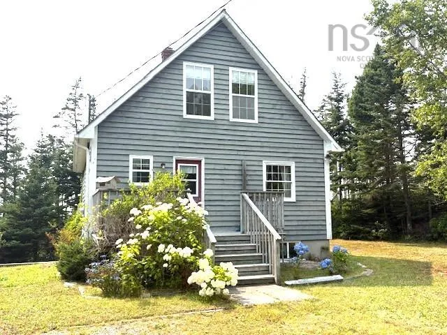 21 Scotts Road, West Green Harbour, NS B0T 1L0, 3 Bedrooms Bedrooms, ,2 BathroomsBathrooms,Residential,For Sale,Scotts,202521183