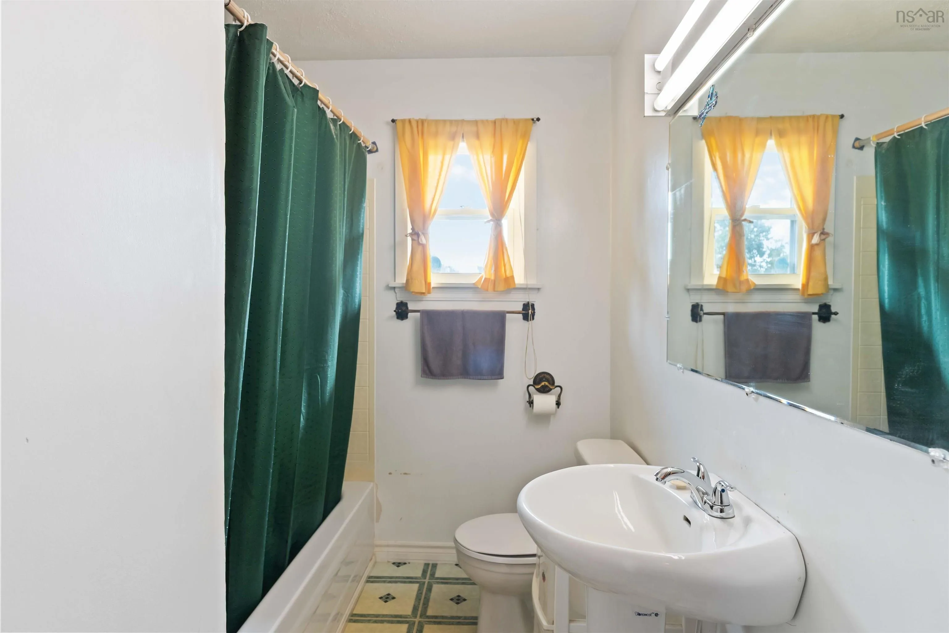 42 Willow Street, Kingston, NS B0P 1R0, 3 Bedrooms Bedrooms, ,1 BathroomBathrooms,Residential,For Sale,Willow,202520534