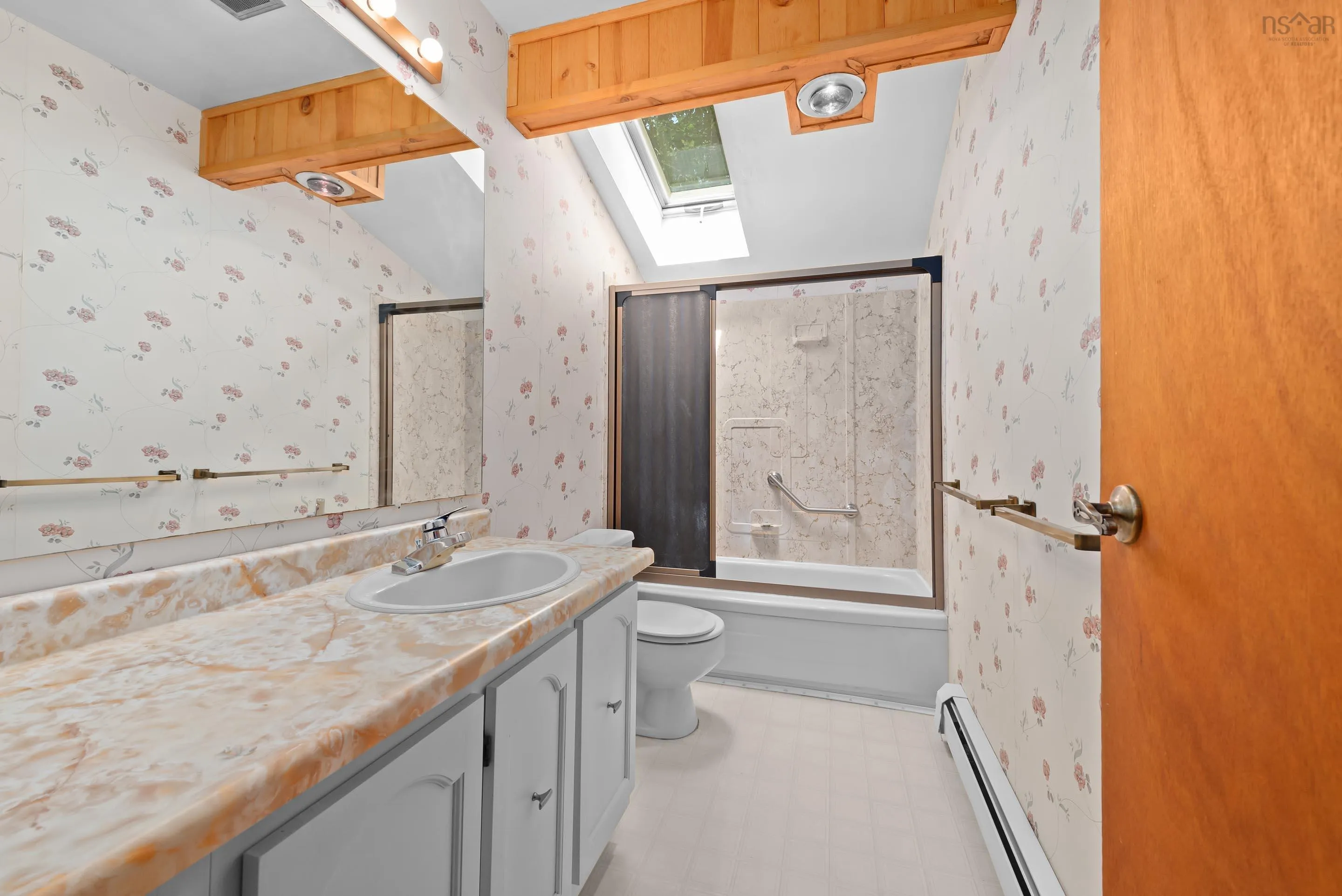 222 Rolling Hills Drive, Waverley, NS B2R 1B5, 4 Bedrooms Bedrooms, ,4 BathroomsBathrooms,Residential,For Sale,Rolling Hills,202523554