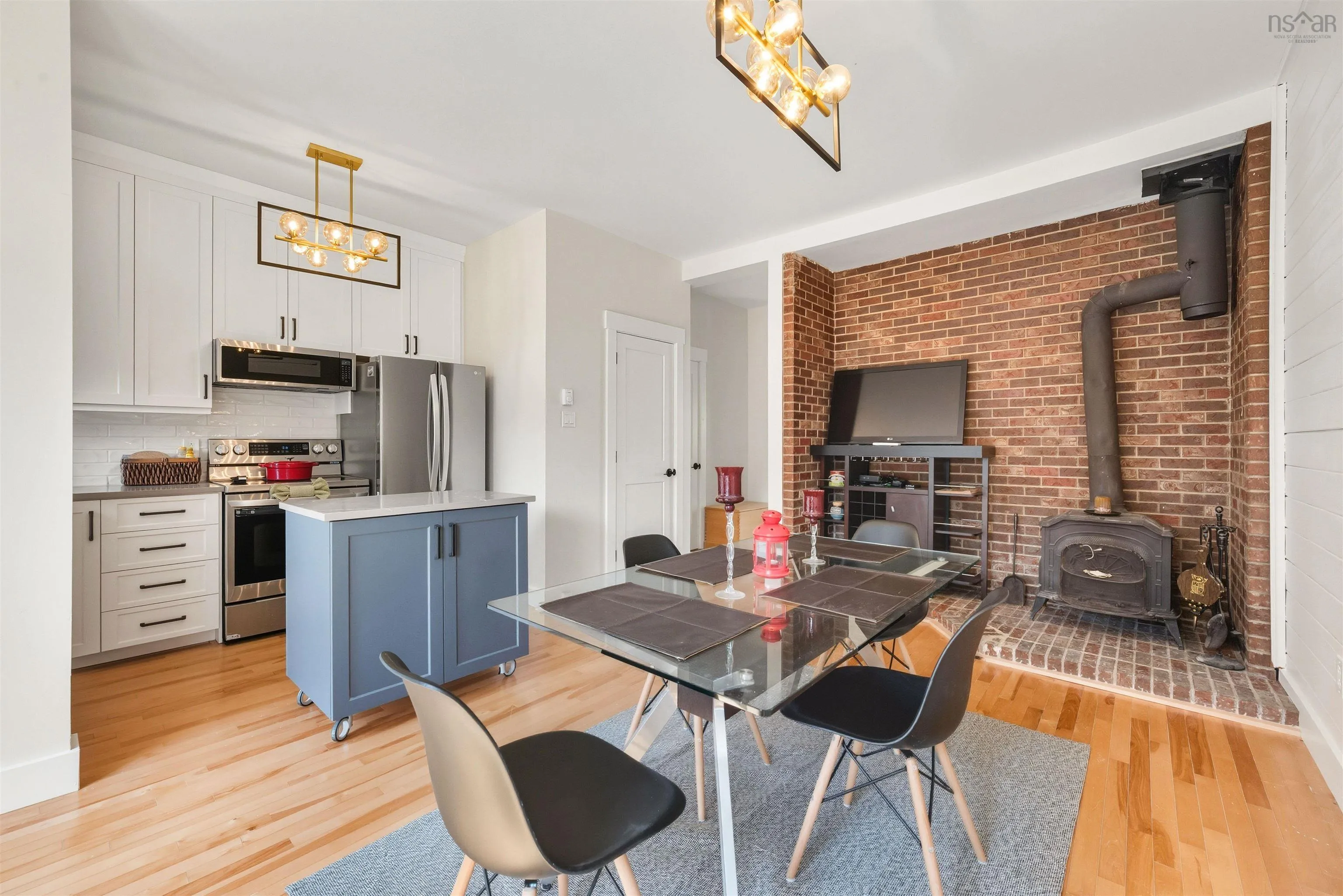 76 Queen Street, Dartmouth, NS B2Y 1G5, 3 Bedrooms Bedrooms, ,2 BathroomsBathrooms,Residential,For Sale,Queen,202524746