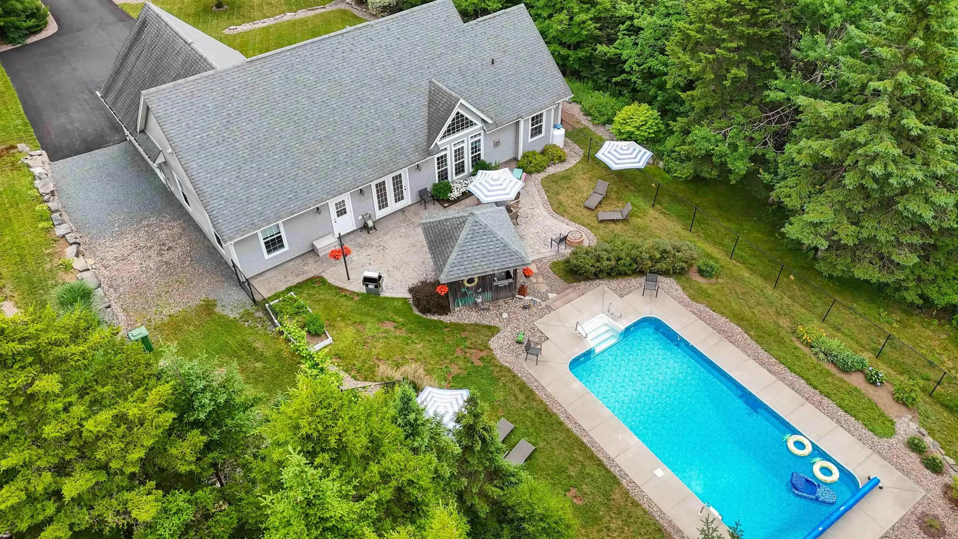 144 Patton Road, Upper Sackville, NS B4E 3B9, 3 Bedrooms Bedrooms, ,2 BathroomsBathrooms,Residential,For Sale,Patton,202518046