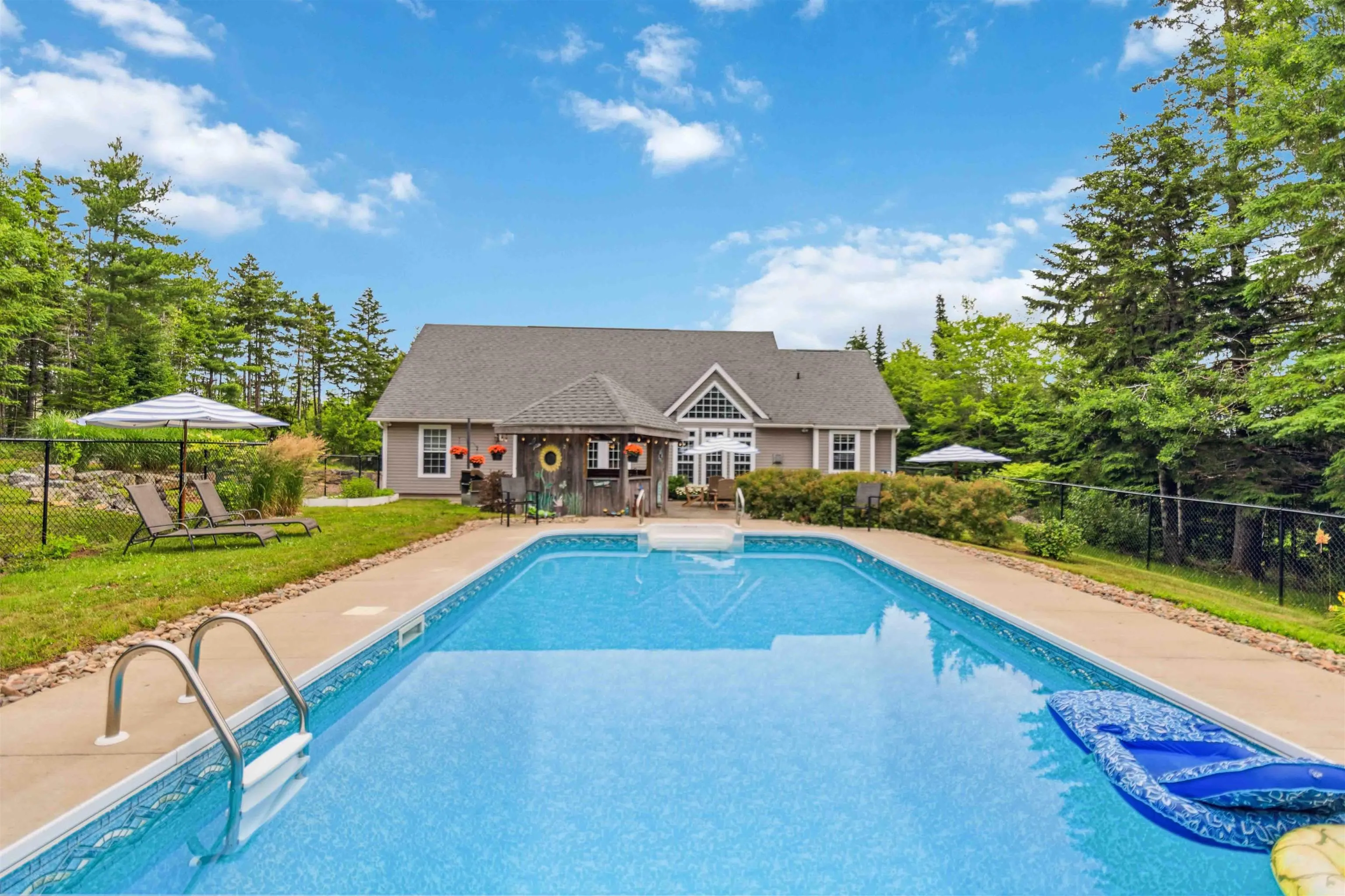 144 Patton Road, Upper Sackville, NS B4E 3B9, 3 Bedrooms Bedrooms, ,2 BathroomsBathrooms,Residential,For Sale,Patton,202518046