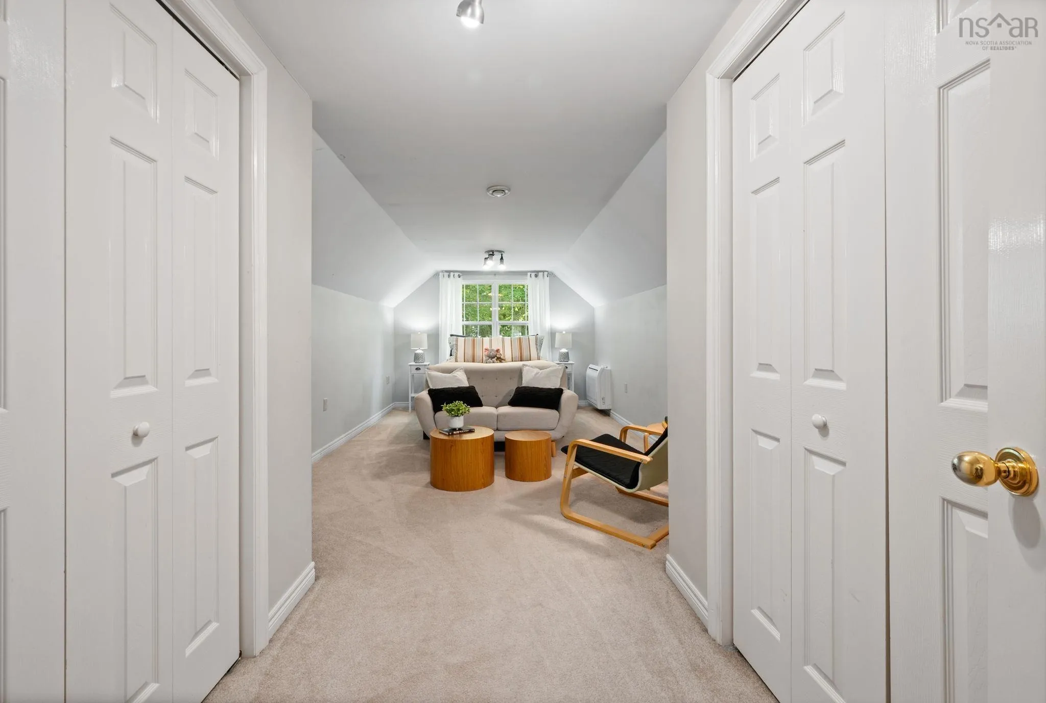 2321 Loretta Avenue, Coldbrook, NS B4R 1A7, 5 Bedrooms Bedrooms, ,3 BathroomsBathrooms,Residential,For Sale,Loretta,202520308