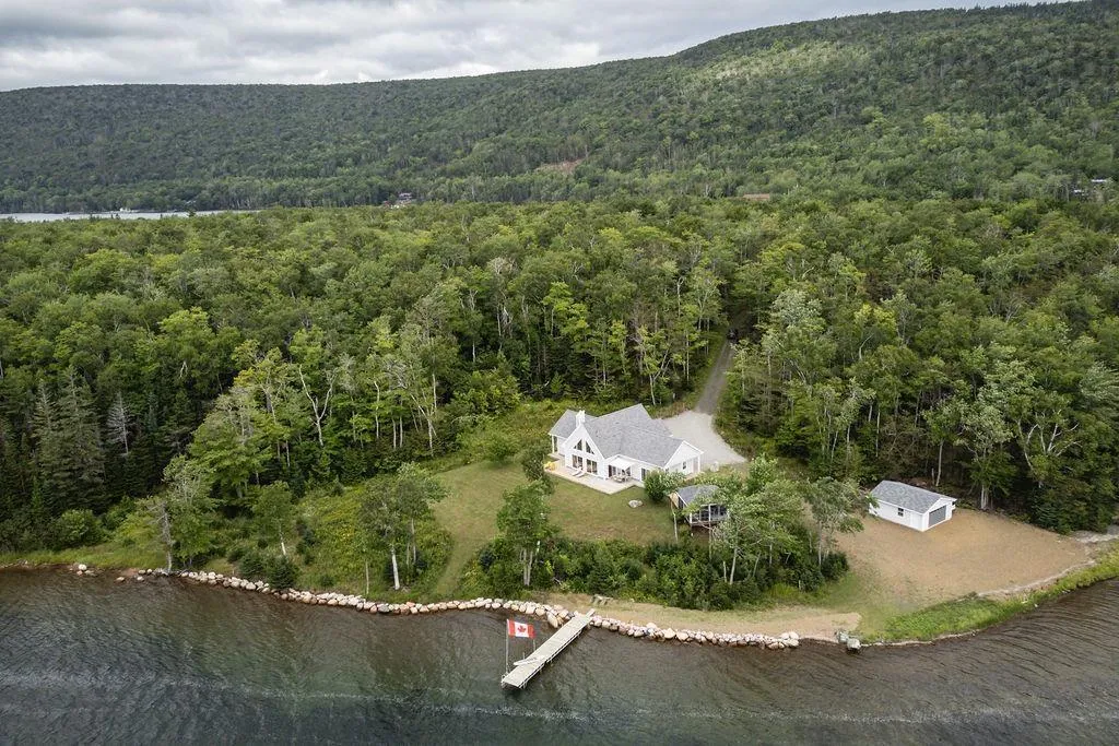 187 6012 Road, Marble Mountain Ns B0e 2y0, 3 Bedrooms Bedrooms, ,3 BathroomsBathrooms,Residential,For Sale,6012,202406998