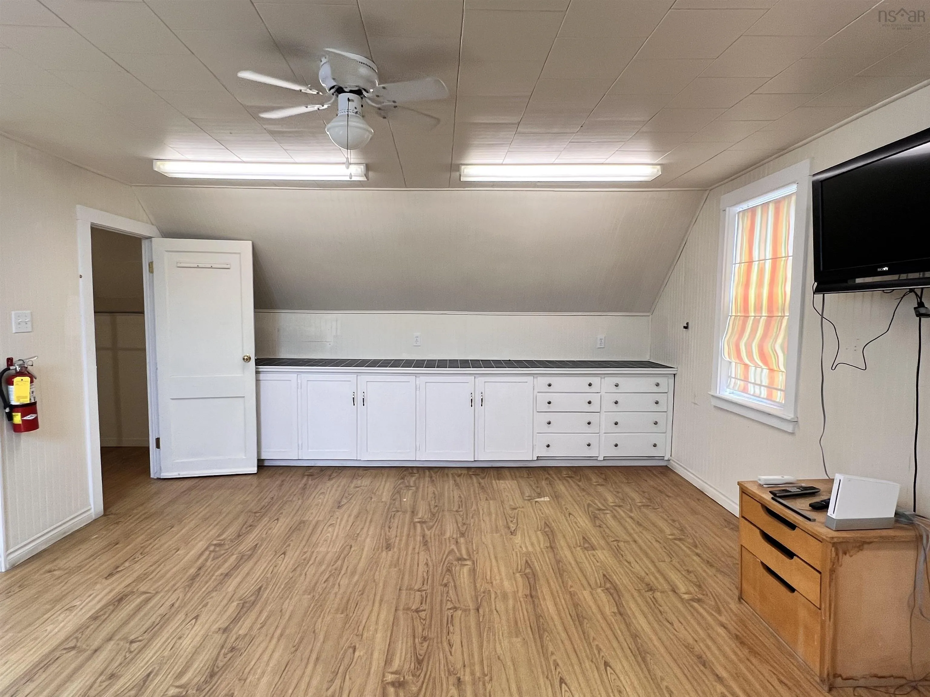 6 Beech Street, Lockeport Ns B0t 1w0, ,Commercial Sale,For Sale,Beech,202510094