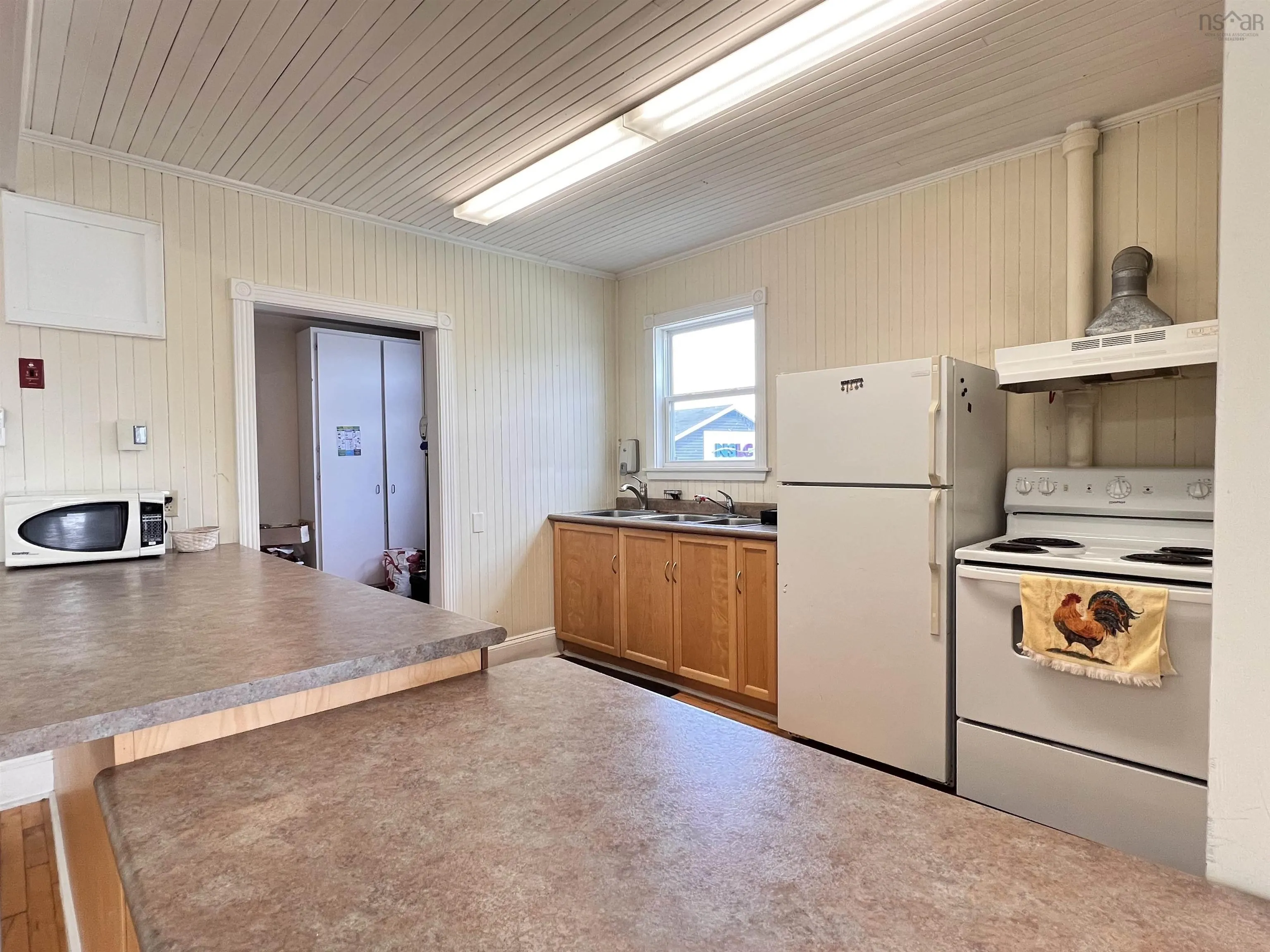 6 Beech Street, Lockeport Ns B0t 1w0, ,Commercial Sale,For Sale,Beech,202510094
