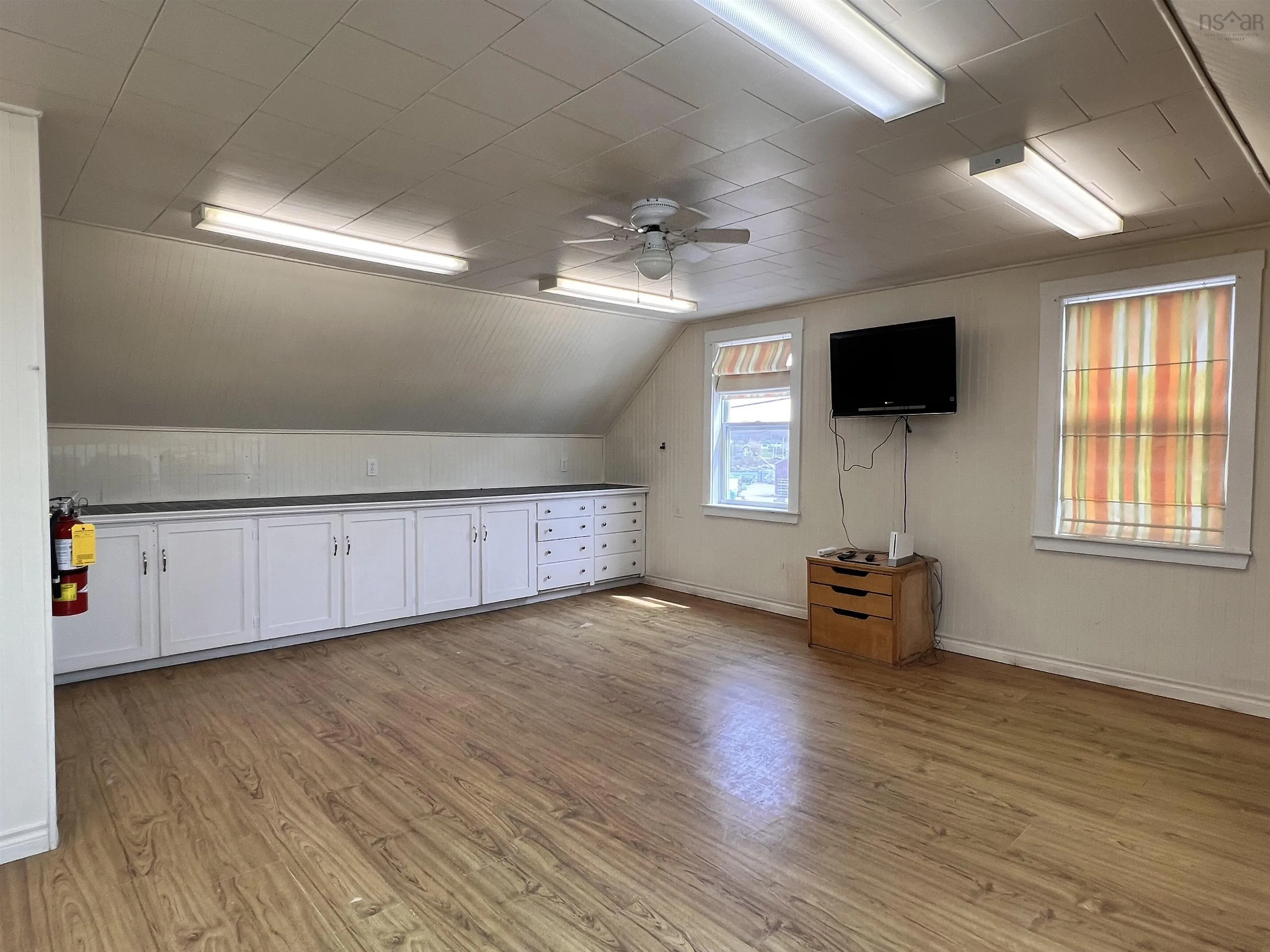 6 Beech Street, Lockeport Ns B0t 1w0, ,Commercial Sale,For Sale,Beech,202510094