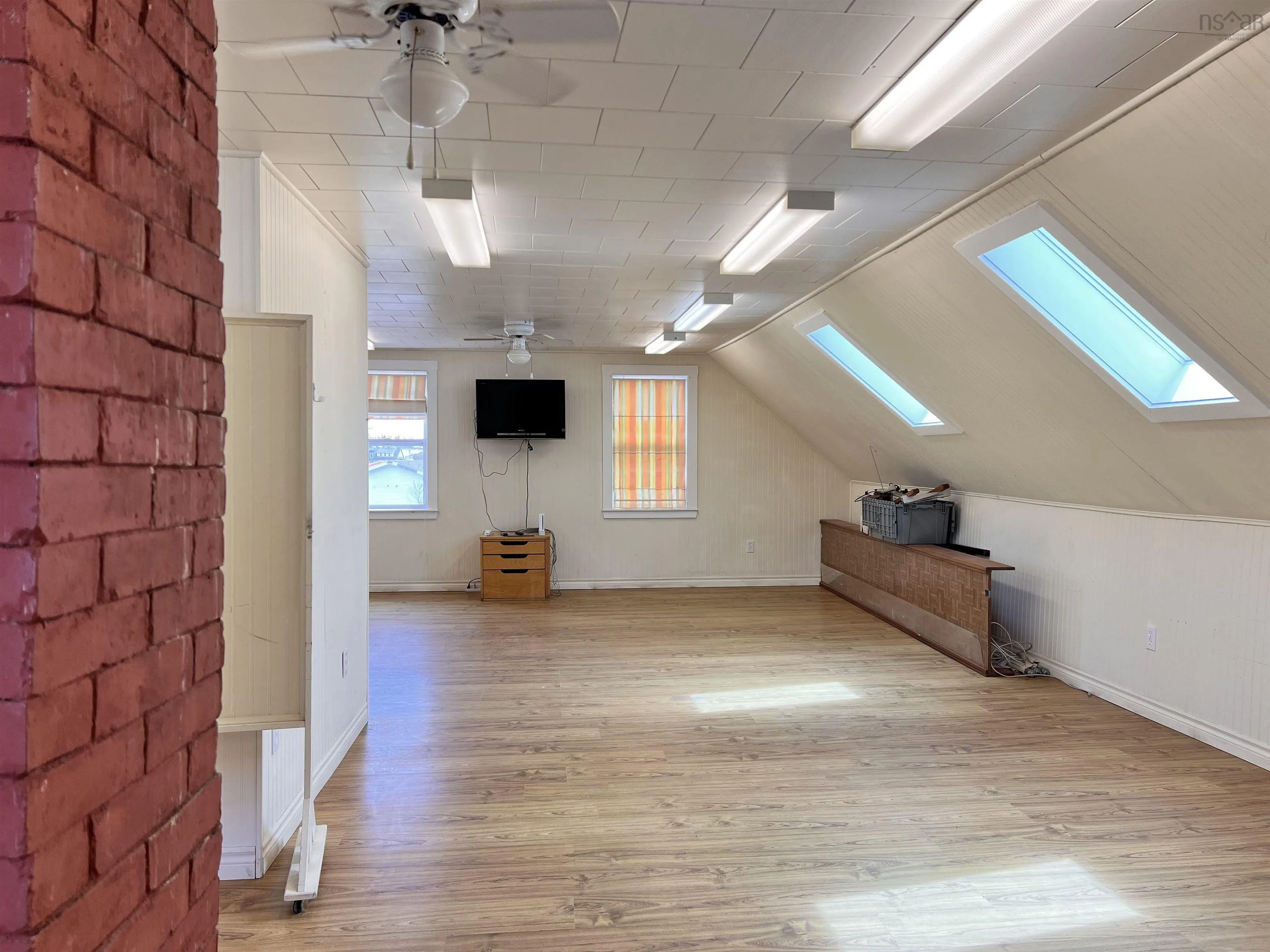 6 Beech Street, Lockeport Ns B0t 1w0, ,Commercial Sale,For Sale,Beech,202510094