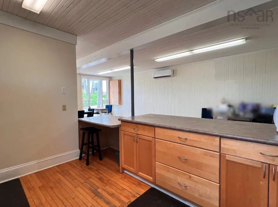 6 Beech Street, Lockeport Ns B0t 1w0, ,Commercial Sale,For Sale,Beech,202510094
