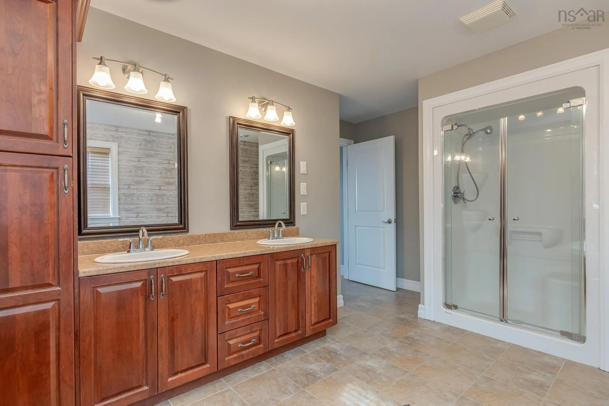 41 Windbreak Run, Upper Tantallon Ns B3z 0l2, 5 Bedrooms Bedrooms, ,4 BathroomsBathrooms,Residential,For Sale,Windbreak,202510644