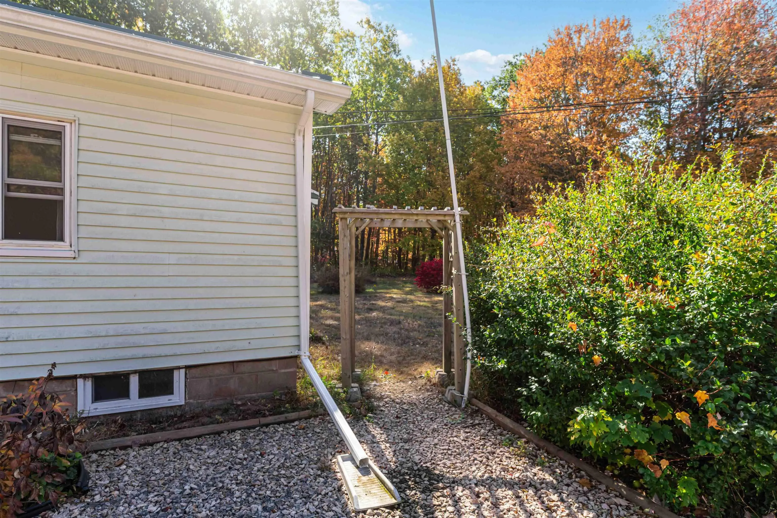 26 Pleasant Street, Wilmot, NS B0P 1W0, 3 Bedrooms Bedrooms, ,1 BathroomBathrooms,Residential,For Sale,Pleasant,202525429