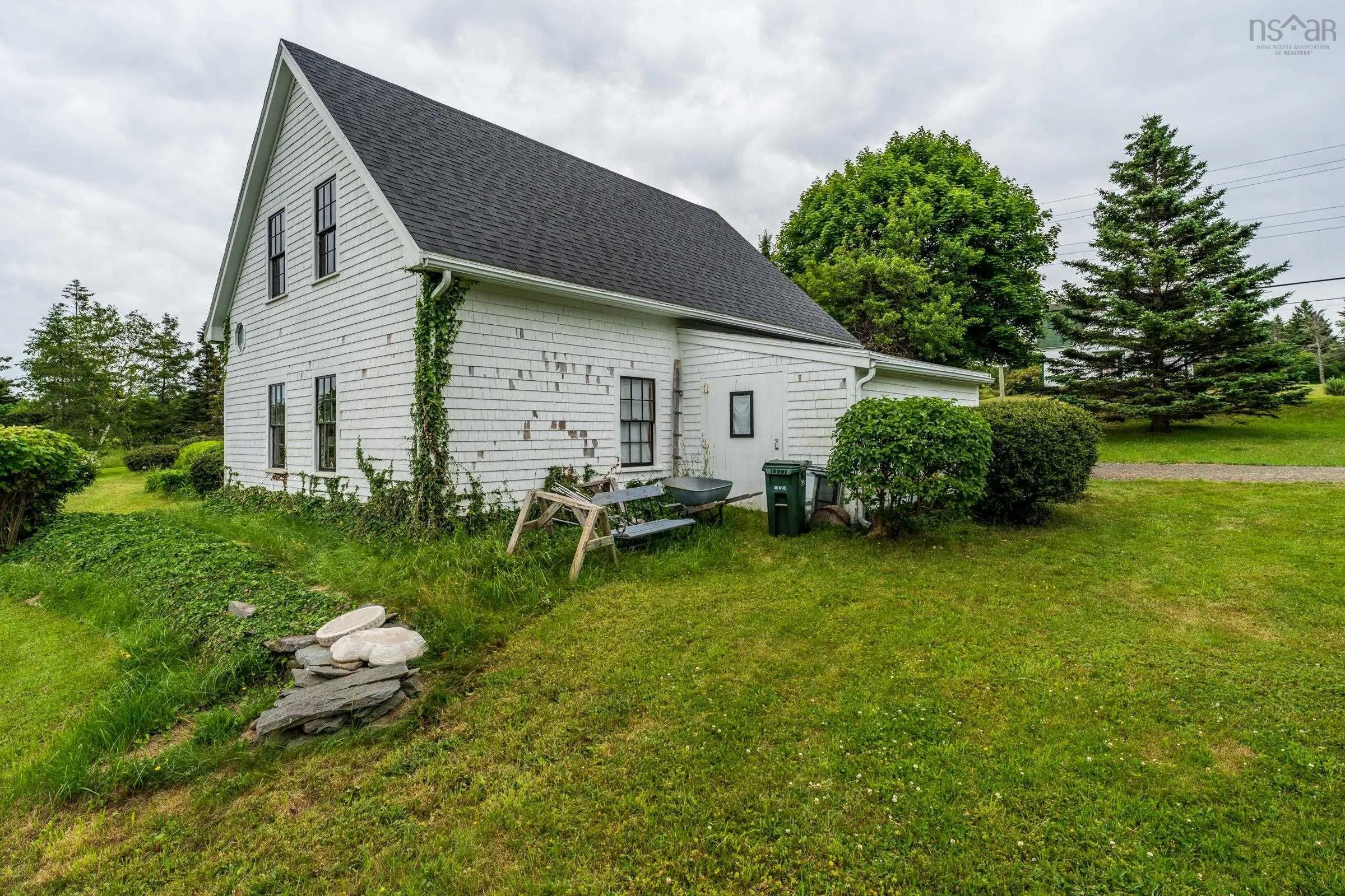7227 Highway 101, Plympton, NS B0W 2R0, 4 Bedrooms Bedrooms, ,2 BathroomsBathrooms,Residential,For Sale,Highway 101,202523683