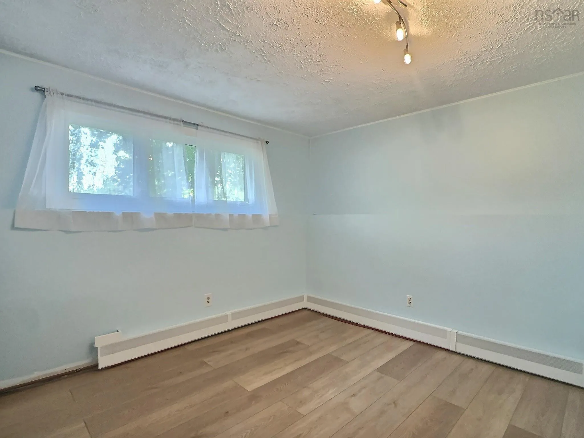 18 Alderney Drive, Enfield, NS B2T 1J7, 5 Bedrooms Bedrooms, ,4 BathroomsBathrooms,Residential,For Sale,Alderney,202519484