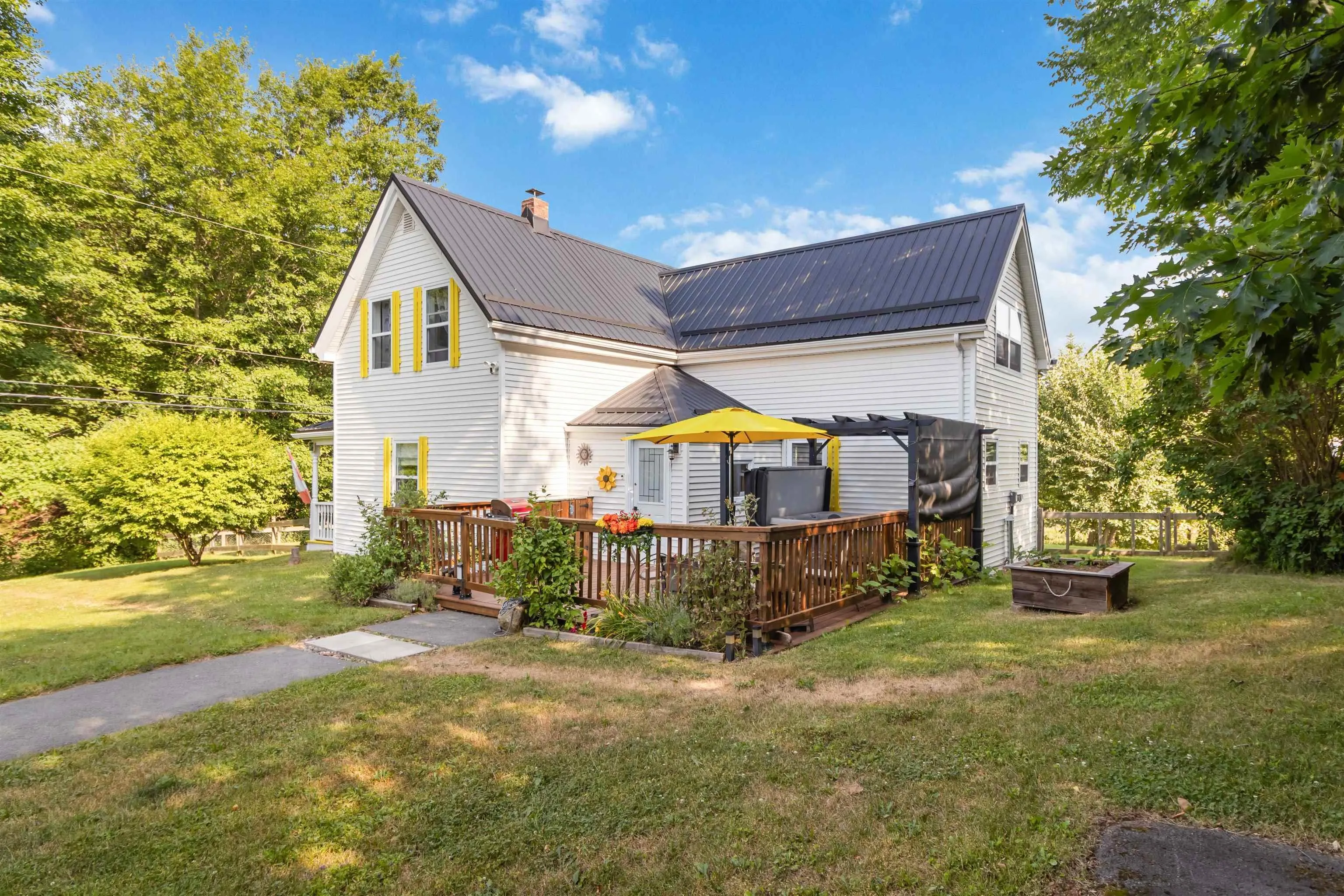 667 Crombe Road, Mill Village, NS B0N 2H0, 4 Bedrooms Bedrooms, ,2 BathroomsBathrooms,Residential,For Sale,Crombe,202519889