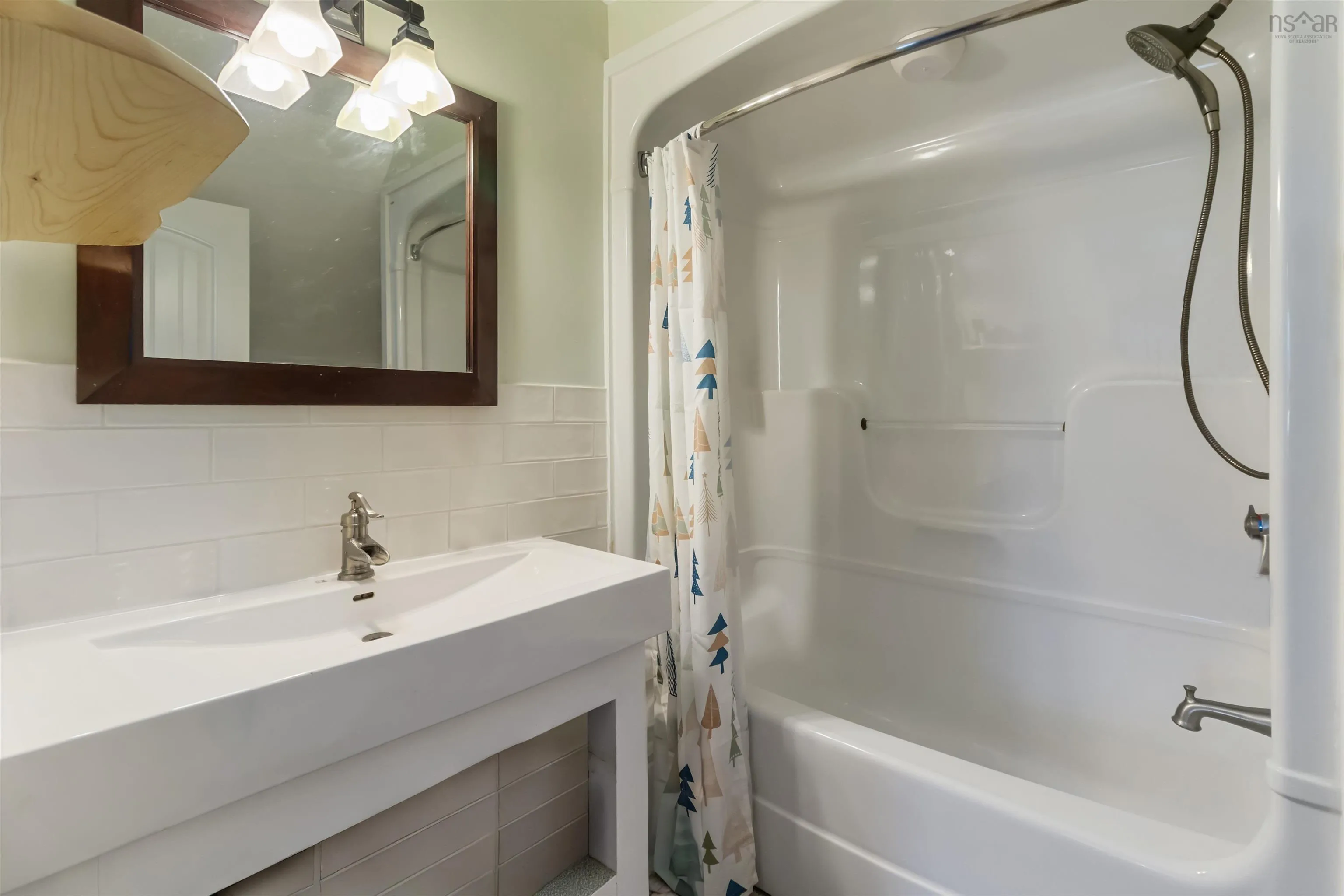 667 Crombe Road, Mill Village, NS B0N 2H0, 4 Bedrooms Bedrooms, ,2 BathroomsBathrooms,Residential,For Sale,Crombe,202519889