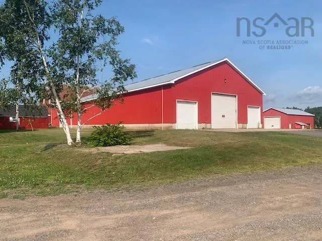 4127 Brooklyn Street, Somerset Ns B0p 1e0, 5 Bedrooms Bedrooms, ,2 BathroomsBathrooms,Farm,For Sale,Brooklyn,202419309