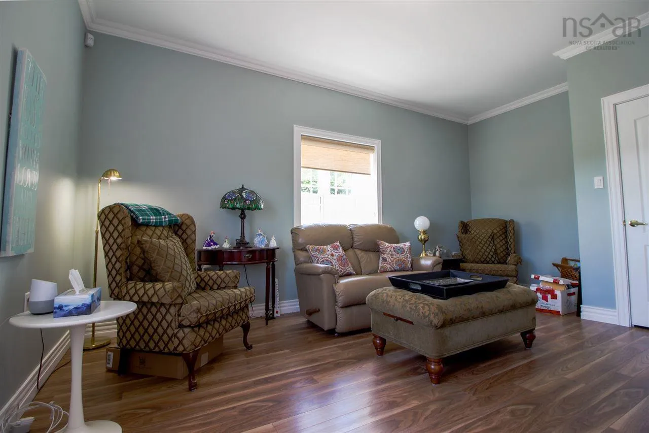 1042 Coxheath Road, Coxheath, NS B1L 1B2, 3 Bedrooms Bedrooms, ,2 BathroomsBathrooms,Residential,For Sale,Coxheath,202517570