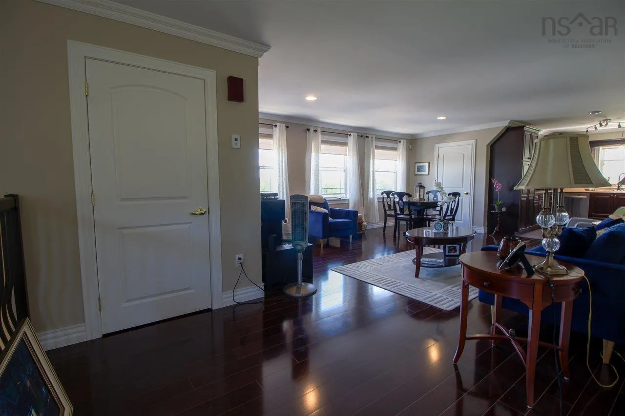 1042 Coxheath Road, Coxheath, NS B1L 1B2, 3 Bedrooms Bedrooms, ,2 BathroomsBathrooms,Residential,For Sale,Coxheath,202517570