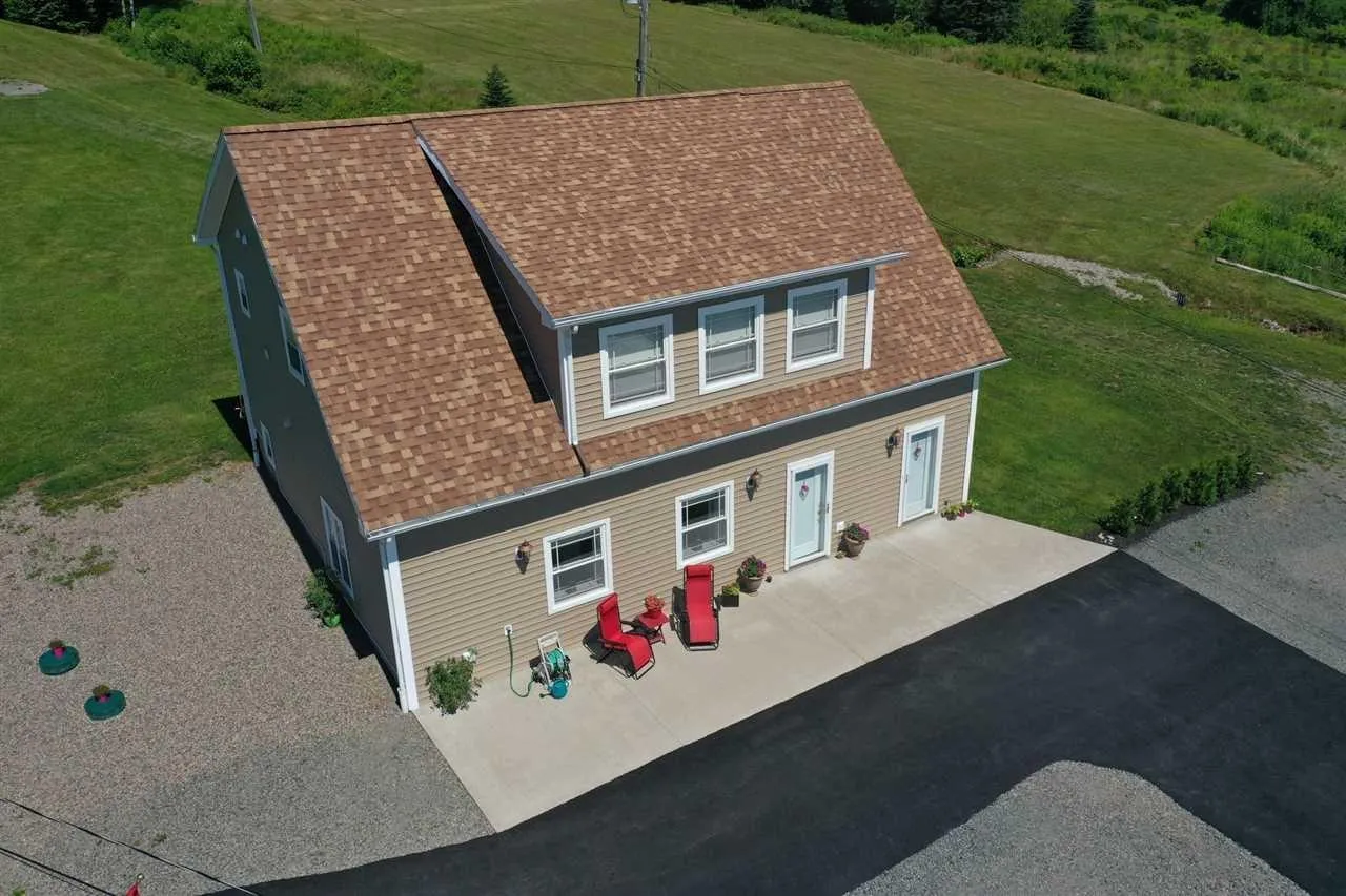 1042 Coxheath Road, Coxheath, NS B1L 1B2, 3 Bedrooms Bedrooms, ,2 BathroomsBathrooms,Residential,For Sale,Coxheath,202517570
