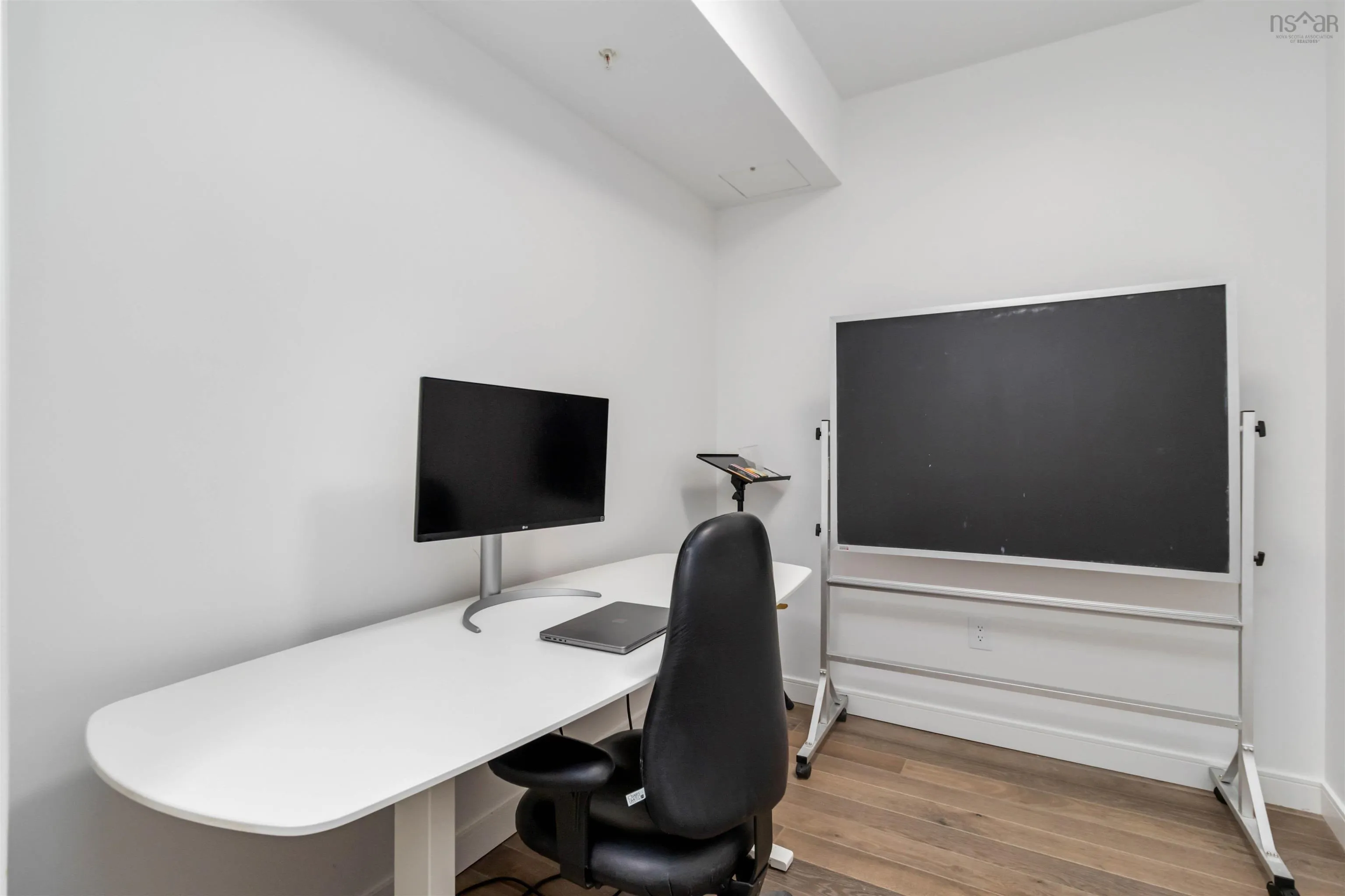 1601-1650 Granville Street, Halifax, NS B3J 0E1, 2 Bedrooms Bedrooms, ,2 BathroomsBathrooms,Residential,For Sale,Granville,202521822