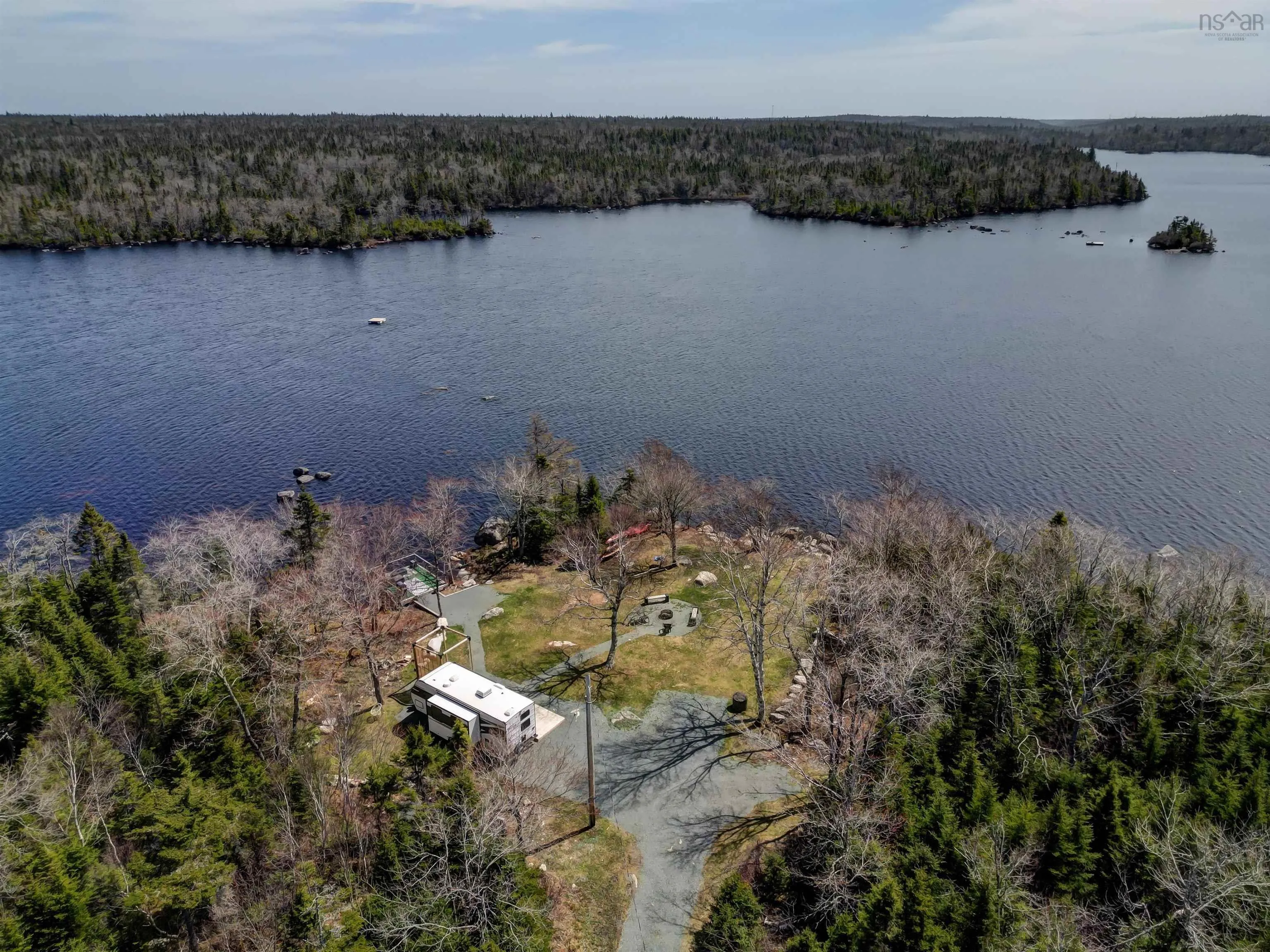 197 Peters Lake Road, Hatchet Lake Ns B3t 1p6, ,Residential,For Sale,Peters Lake,202509573