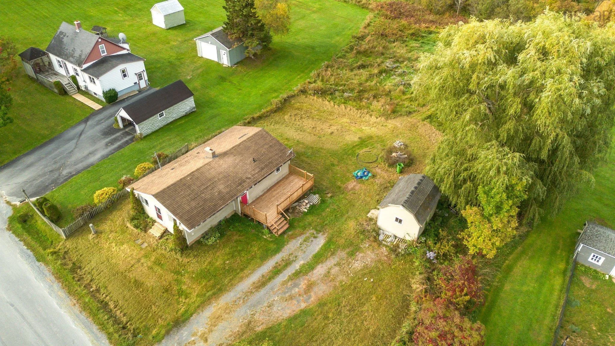 61 Dunlop Road, Brooklyn Ns B0n 2a0, 2 Bedrooms Bedrooms, ,1 BathroomBathrooms,Residential,For Sale,Dunlop,202500802