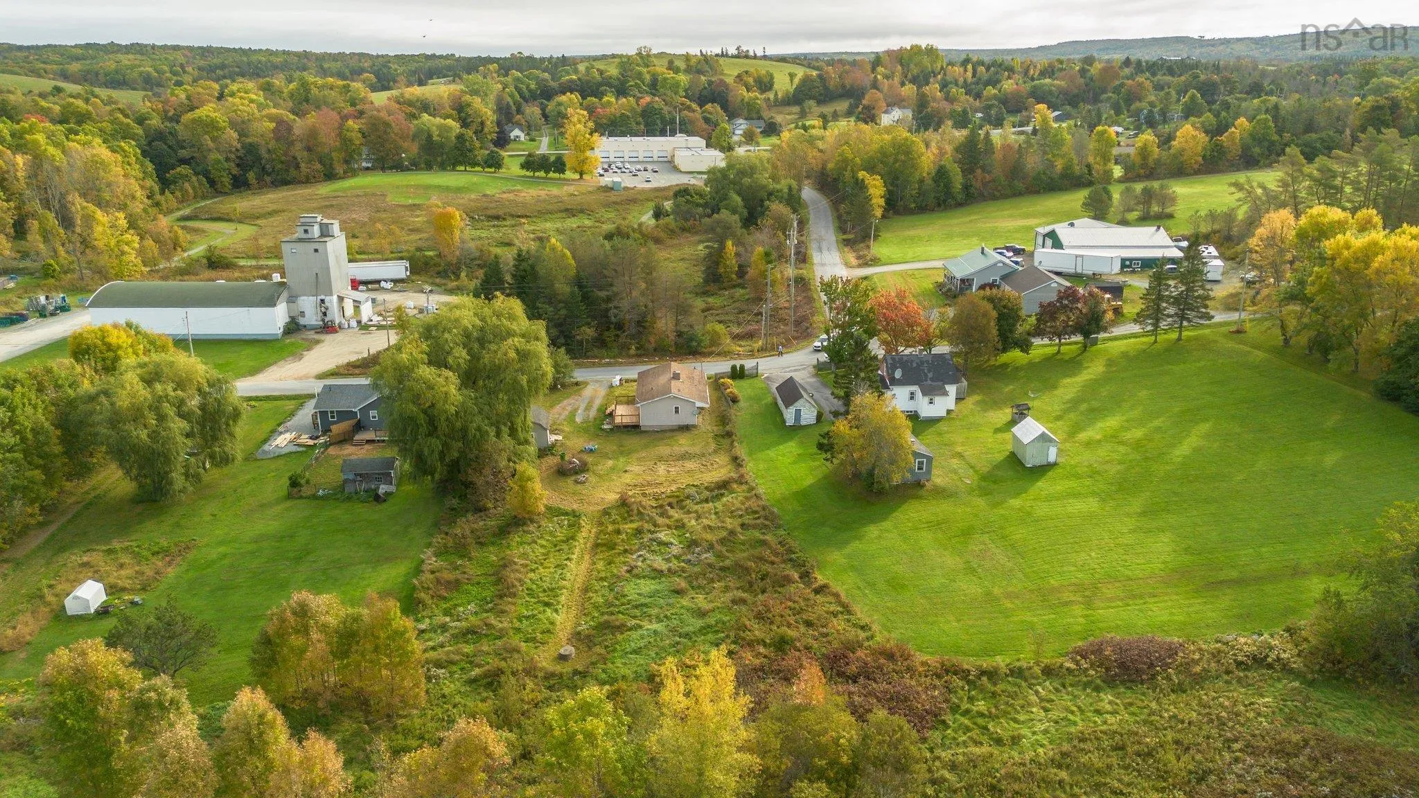 61 Dunlop Road, Brooklyn Ns B0n 2a0, 2 Bedrooms Bedrooms, ,1 BathroomBathrooms,Residential,For Sale,Dunlop,202500802