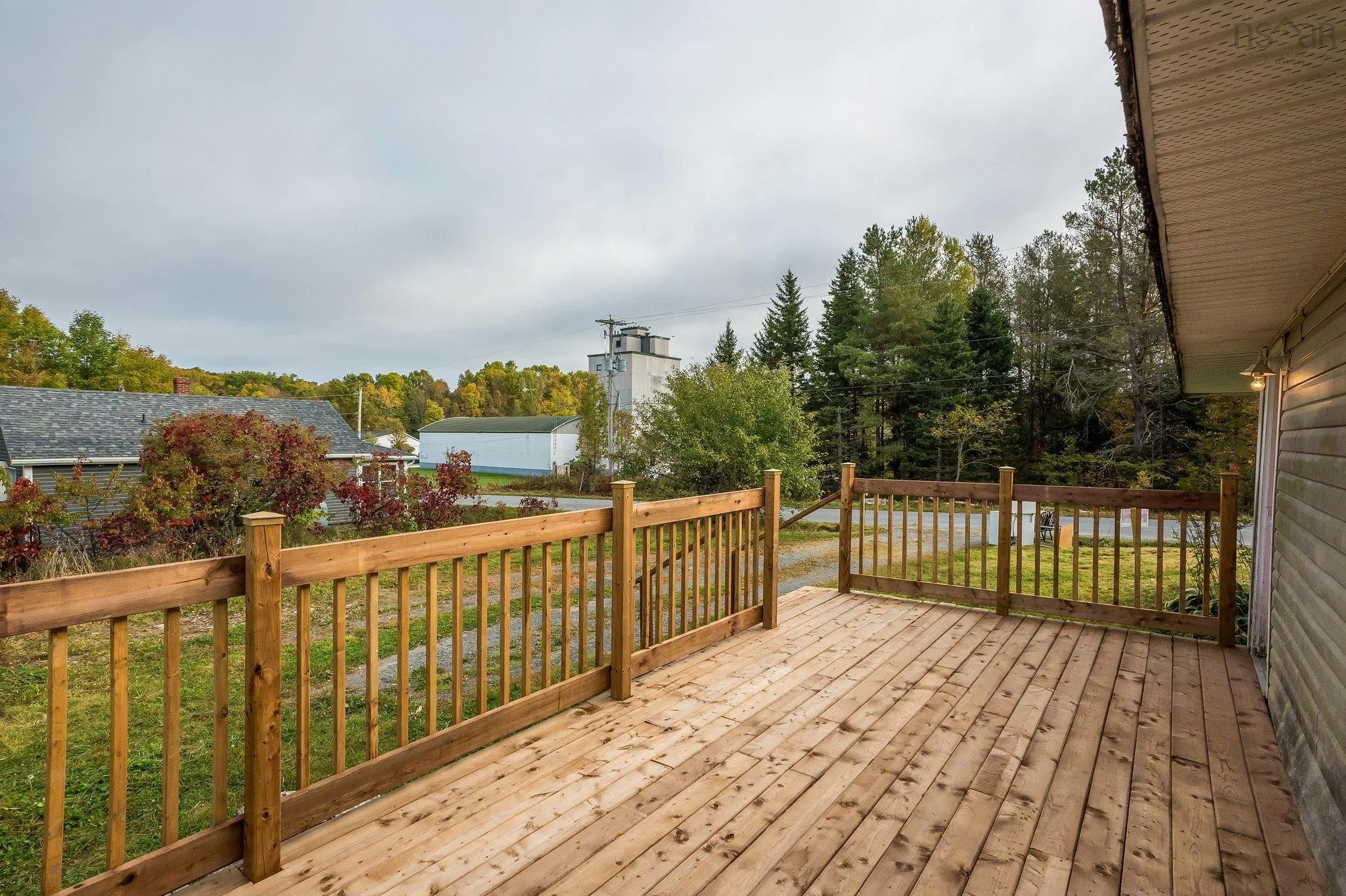 61 Dunlop Road, Brooklyn Ns B0n 2a0, 2 Bedrooms Bedrooms, ,1 BathroomBathrooms,Residential,For Sale,Dunlop,202500802