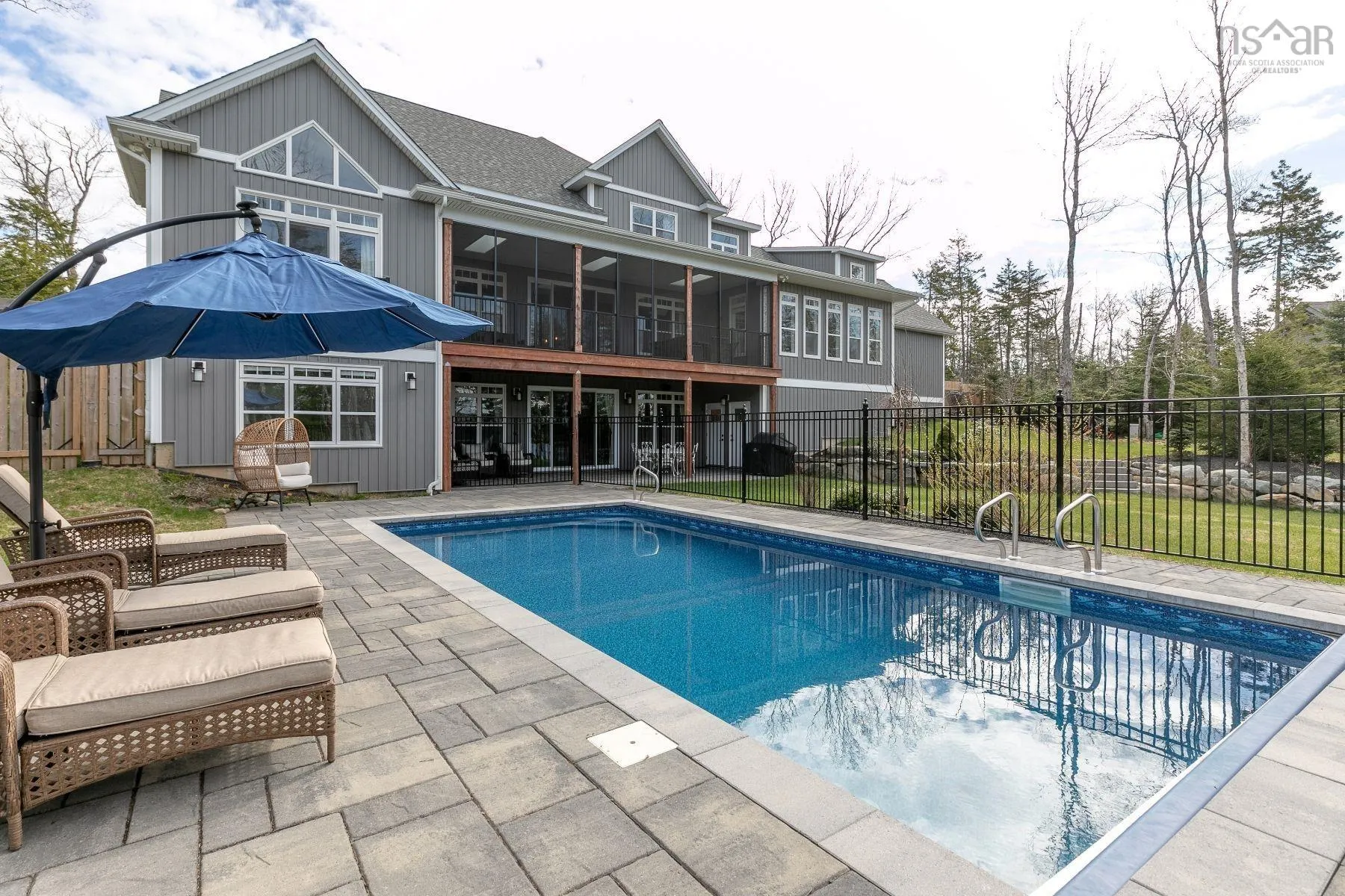 838 Mccabe Lake Drive, Middle Sackville Ns B4e 0p4, 5 Bedrooms Bedrooms, ,5 BathroomsBathrooms,Residential,For Sale,Mccabe Lake,202504908