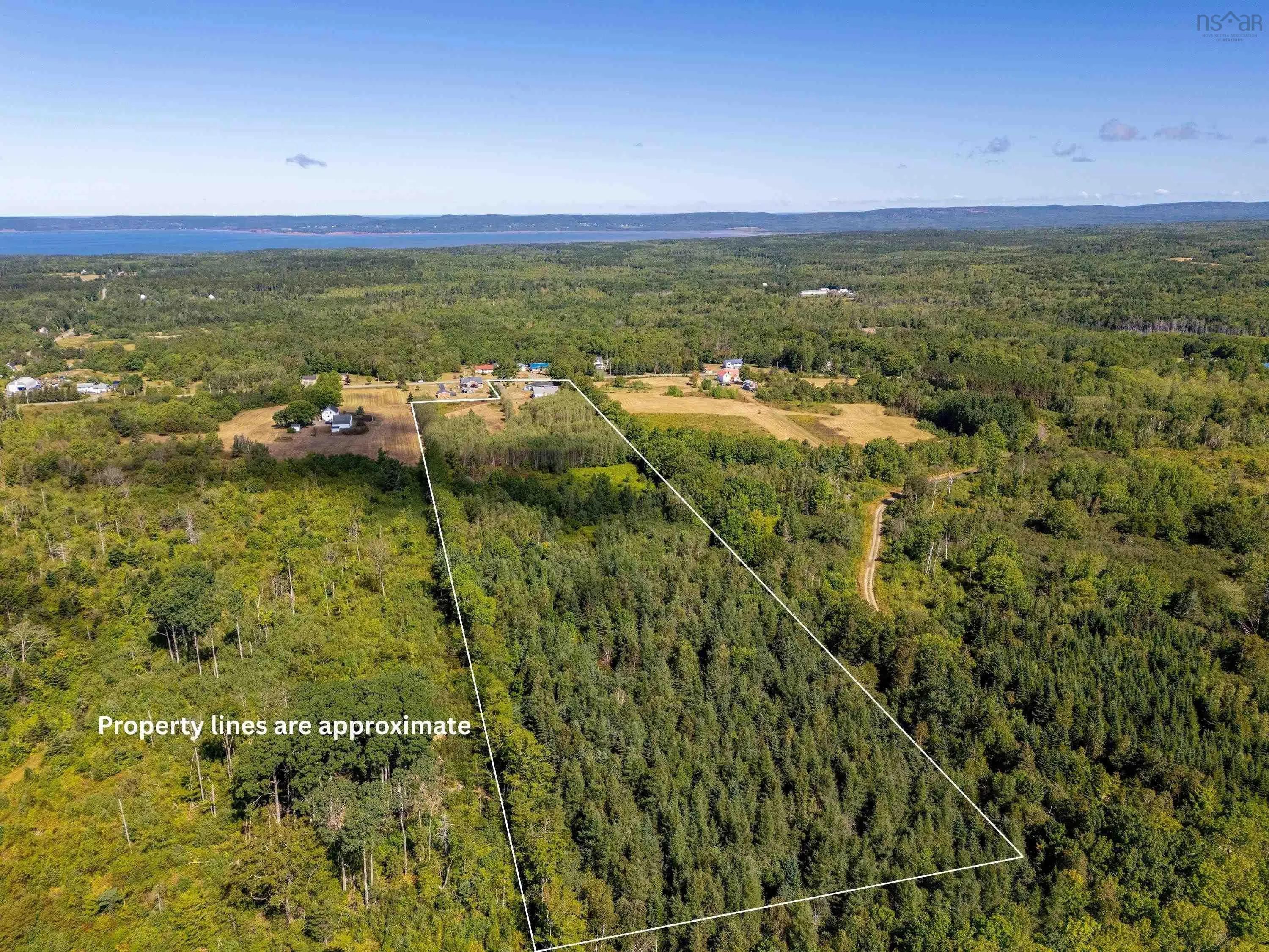 1084 Ridge Road, North Range, NS B0W 1H0, 5 Bedrooms Bedrooms, ,2 BathroomsBathrooms,Residential,For Sale,Ridge,202521069