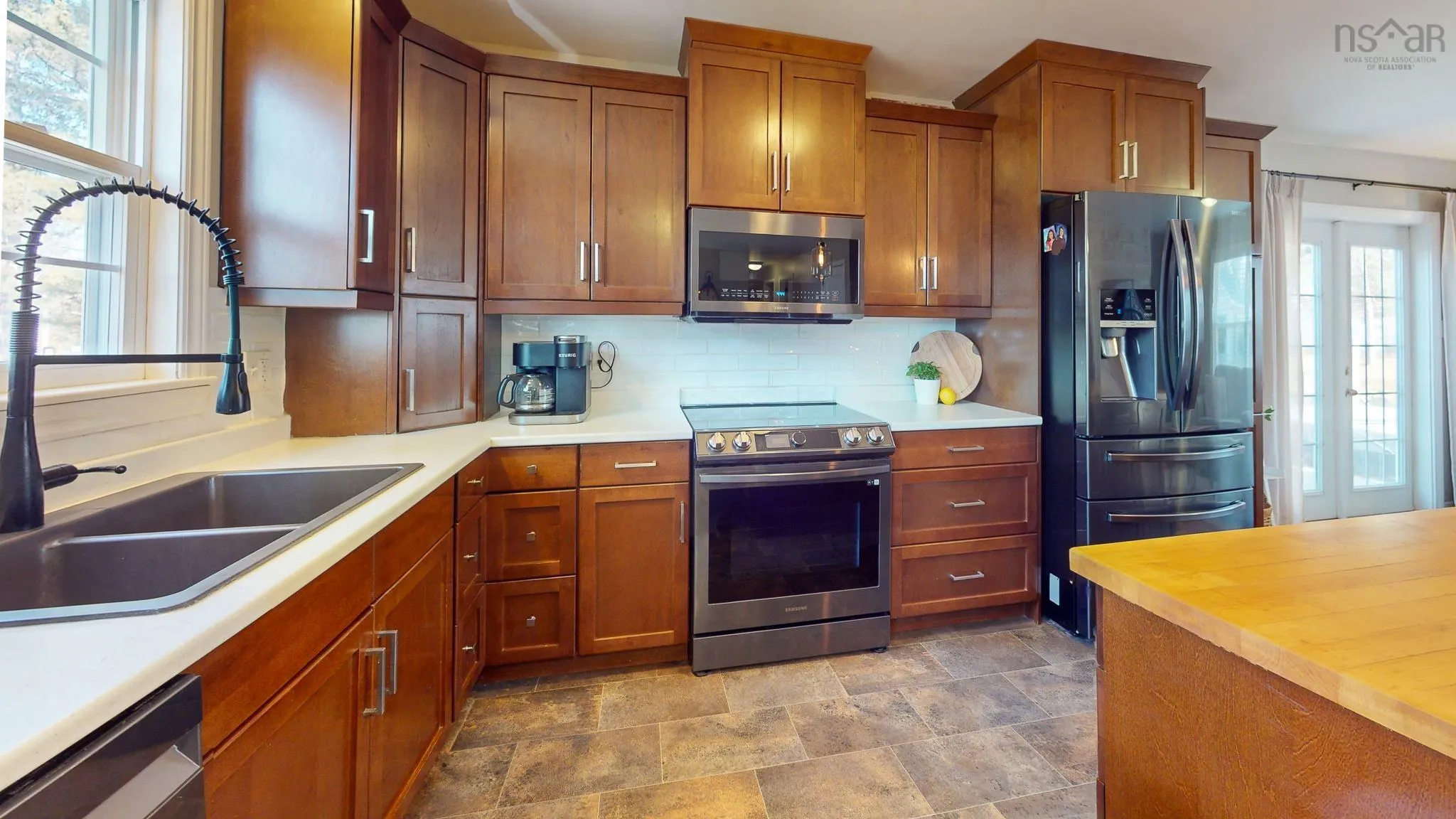 907 Charles Street, North Kentville Ns B4n 2y9, 5 Bedrooms Bedrooms, ,2 BathroomsBathrooms,Residential,For Sale,Charles,202506846