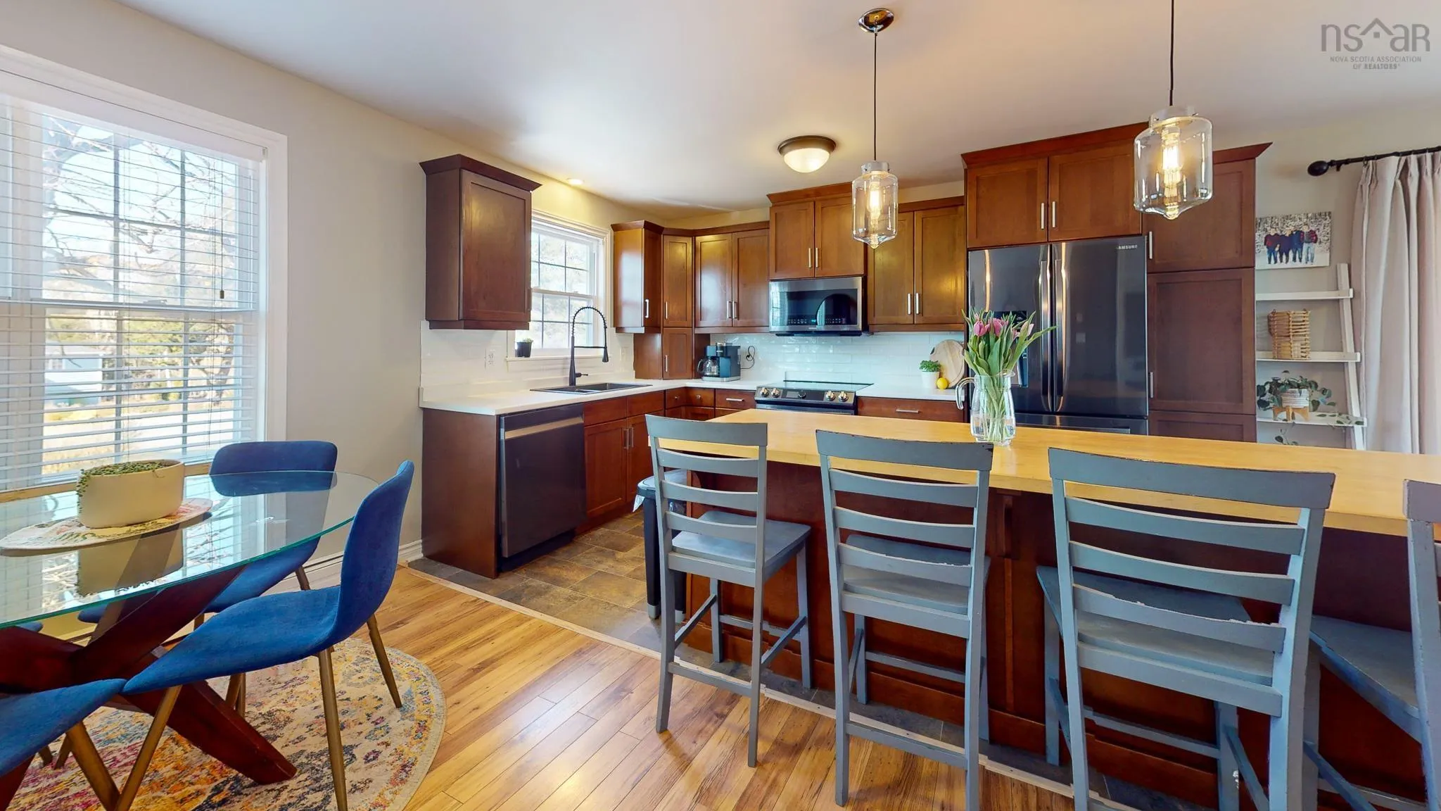 907 Charles Street, North Kentville Ns B4n 2y9, 5 Bedrooms Bedrooms, ,2 BathroomsBathrooms,Residential,For Sale,Charles,202506846