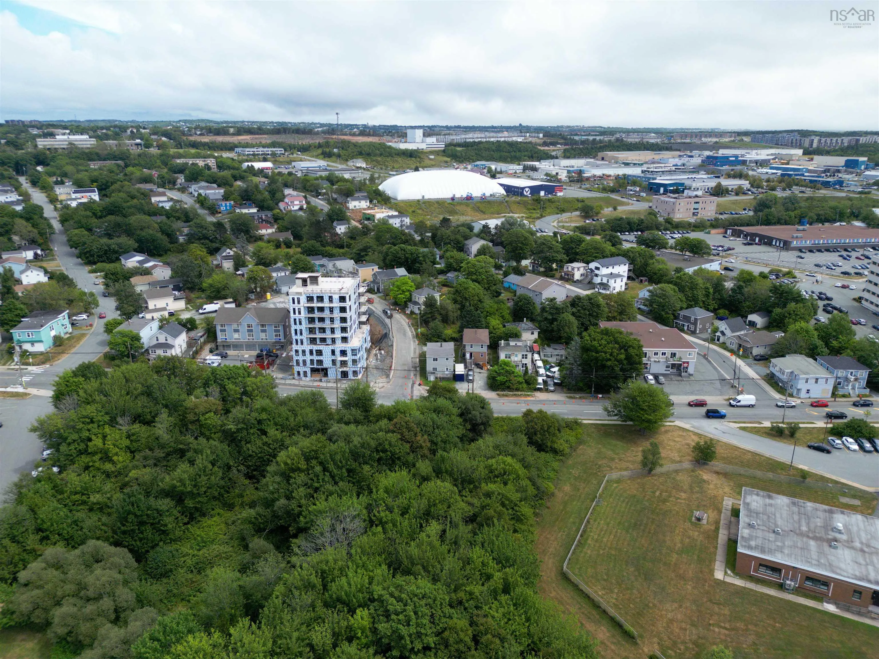 251 Pleasant Street, Dartmouth, NS B2Y 3S1, 4 Bedrooms Bedrooms, ,2 BathroomsBathrooms,Residential,For Sale,Pleasant,202521264