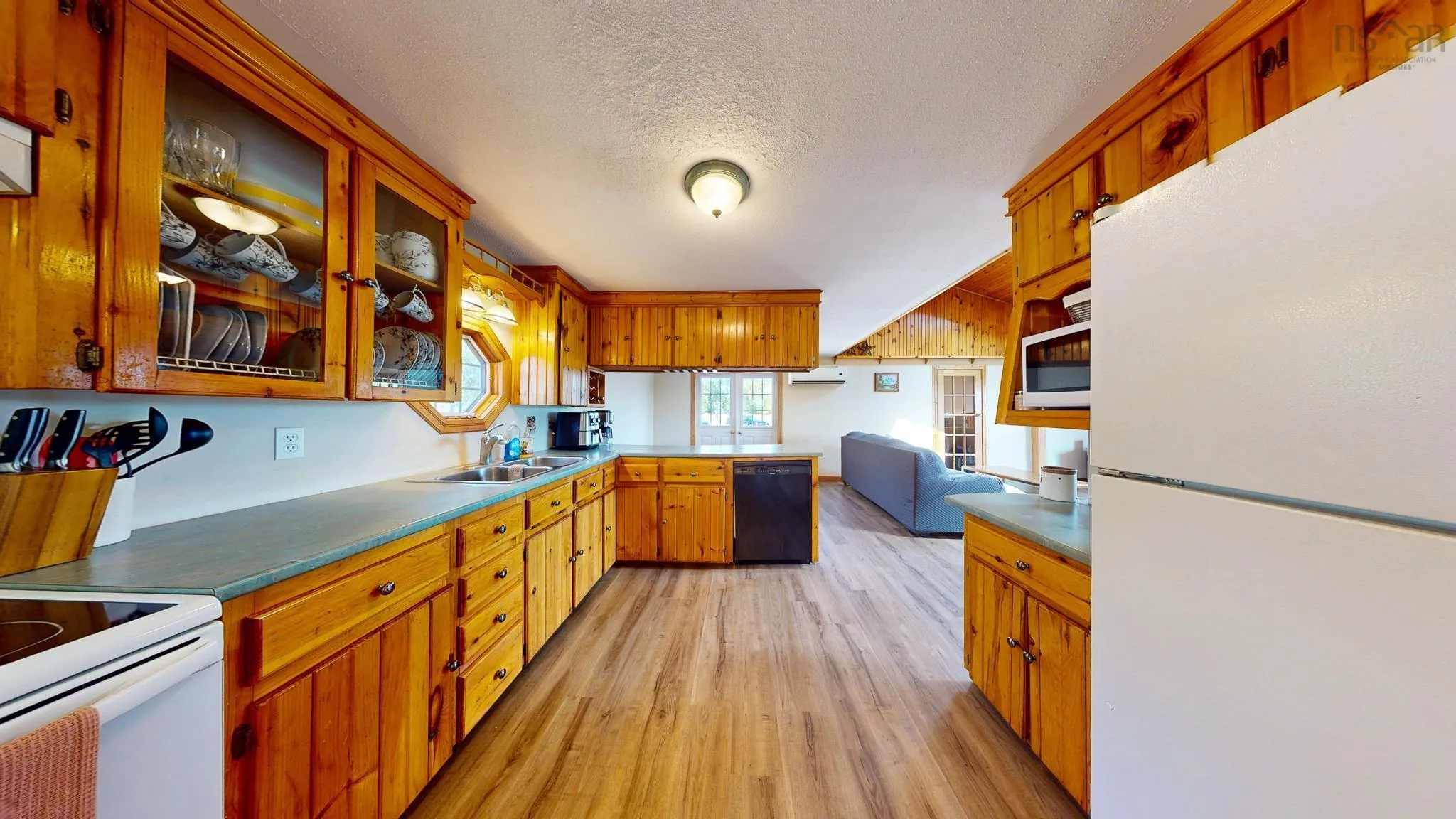 1477 Lakewood Road, Steam Mill, NS B4N 3V7, 3 Bedrooms Bedrooms, ,2 BathroomsBathrooms,Residential,For Sale,Lakewood,202521088