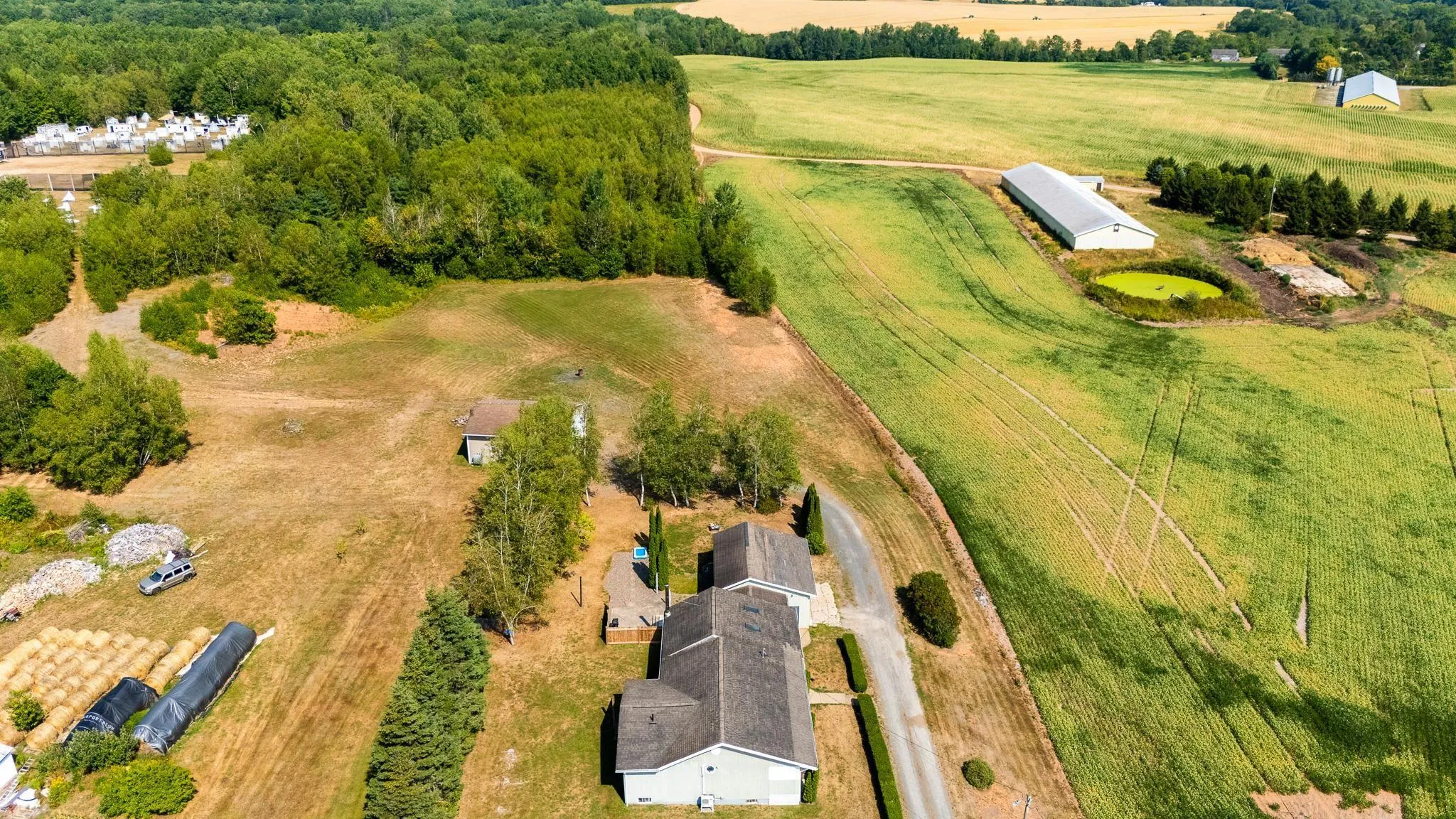 1477 Lakewood Road, Steam Mill, NS B4N 3V7, 3 Bedrooms Bedrooms, ,2 BathroomsBathrooms,Residential,For Sale,Lakewood,202521088