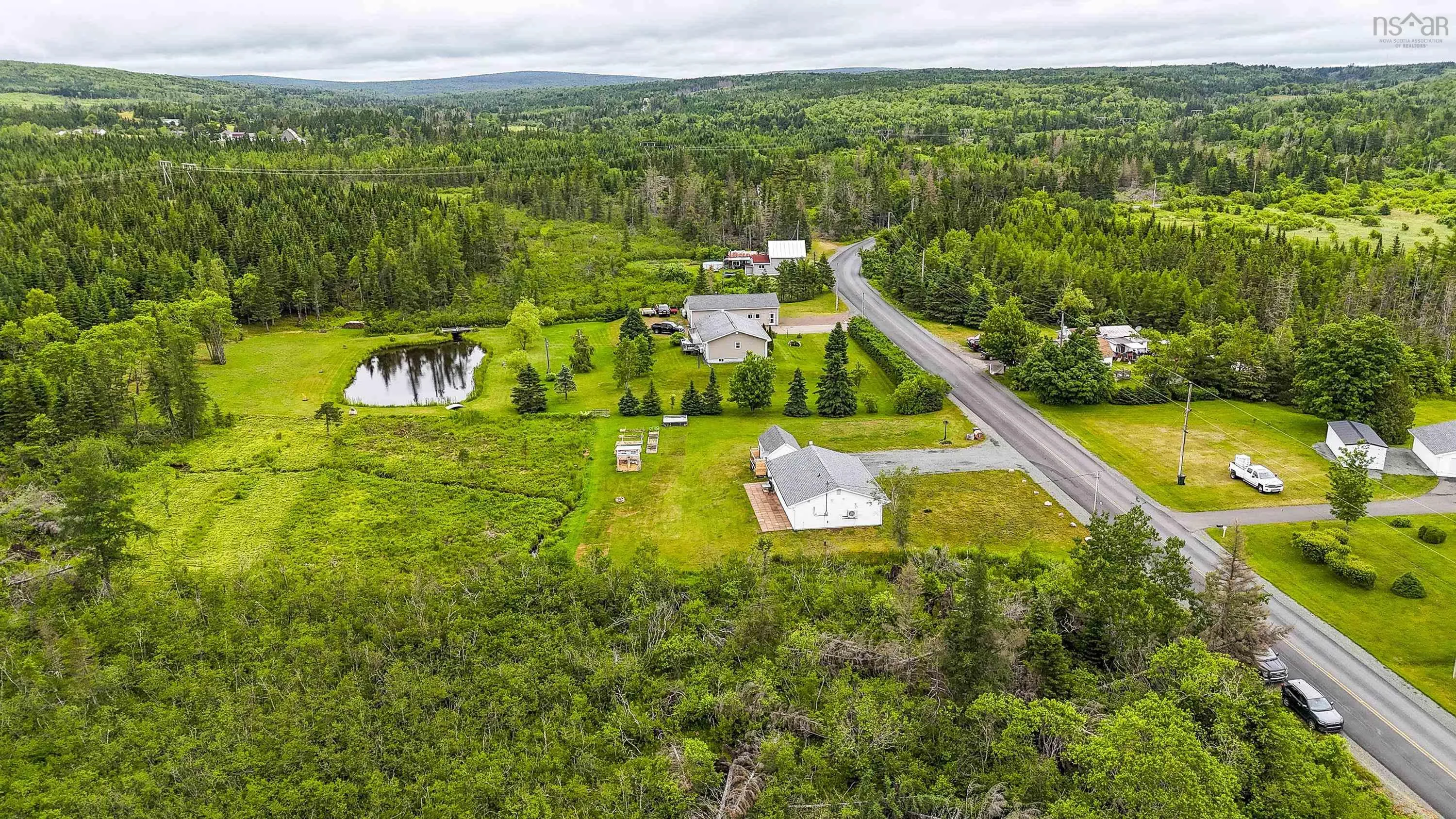 259 Old Loop Highway 4, Kemptown, NS B6L 2J5, 2 Bedrooms Bedrooms, ,1 BathroomBathrooms,Residential,For Sale,Old Loop Highway 4,202516354
