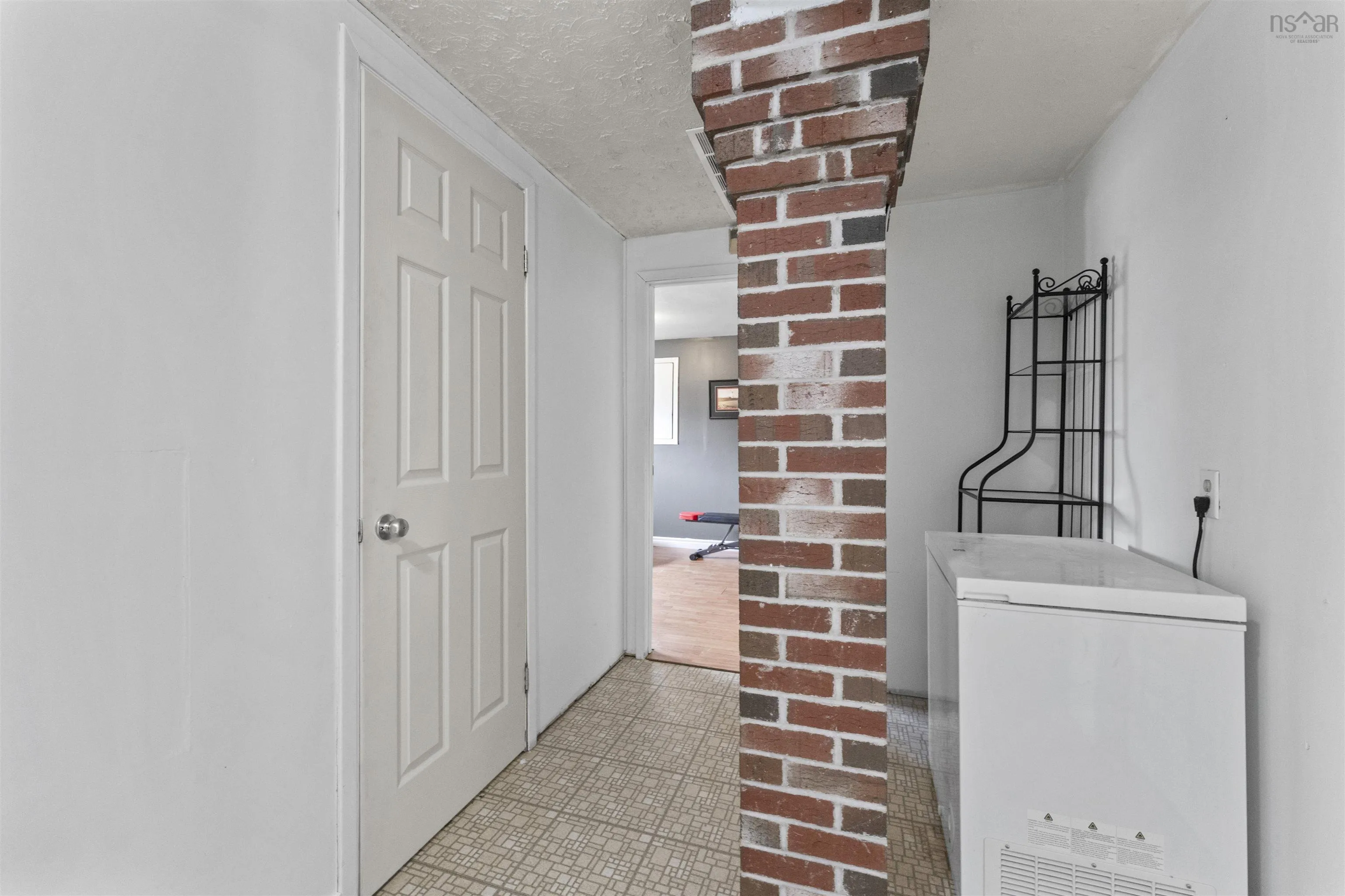 1558 Riverside Drive, Lower Sackville, NS B4C 2Y7, 4 Bedrooms Bedrooms, ,2 BathroomsBathrooms,Residential,For Sale,Riverside,202511681